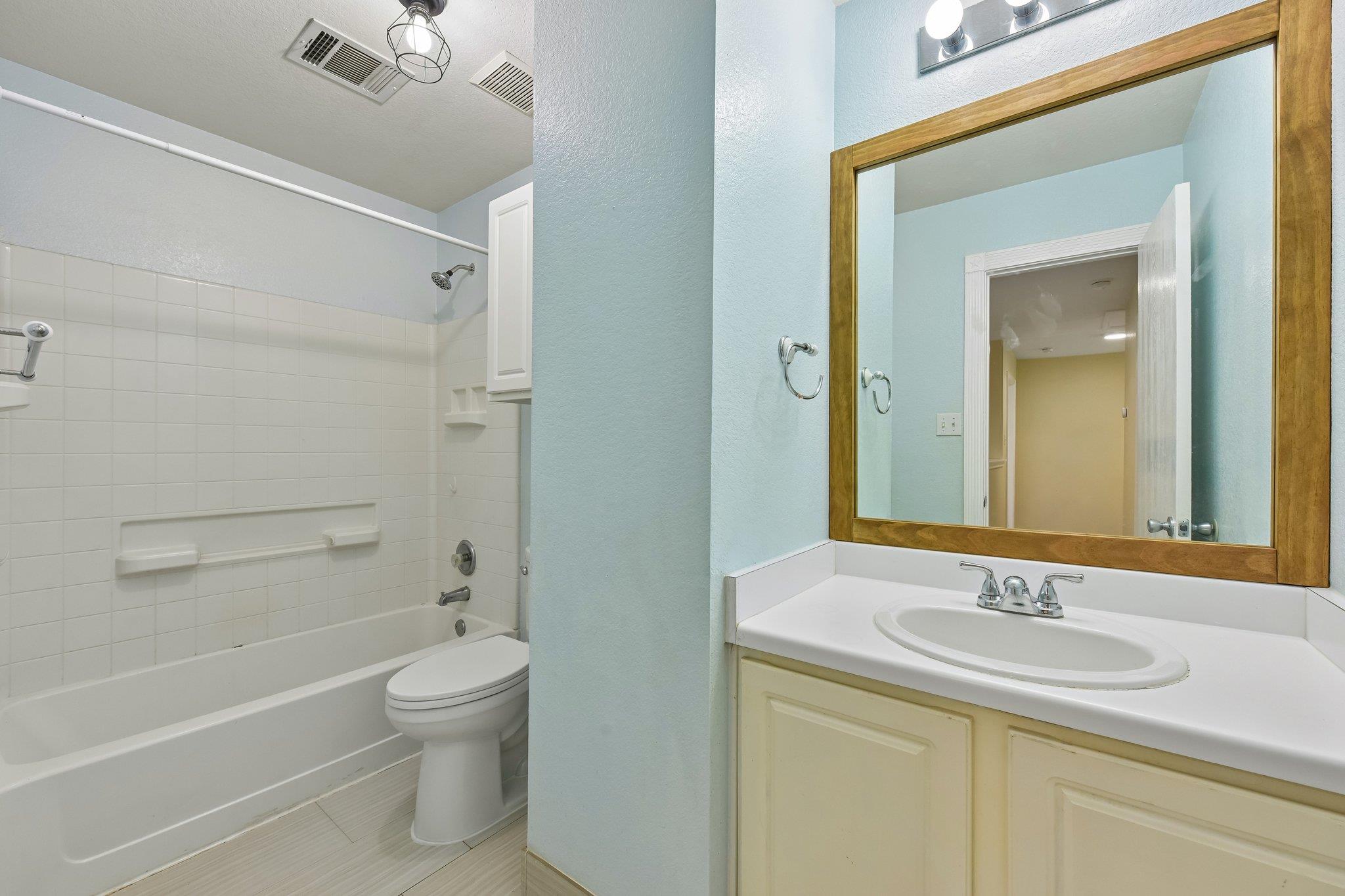 12712 Ring Dr Property Photo 15