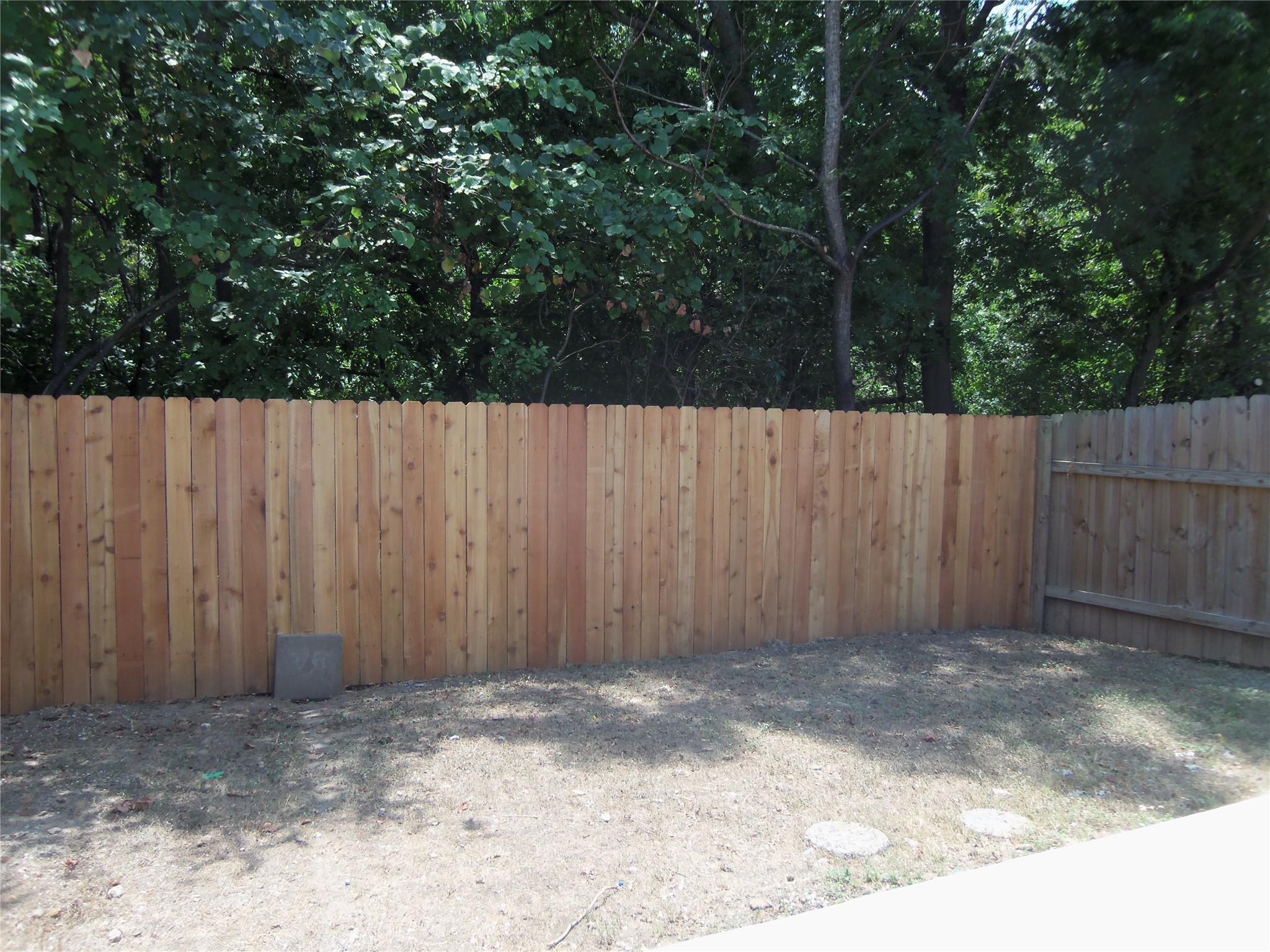 2005 Iroquois Ln #a Property Photo 15