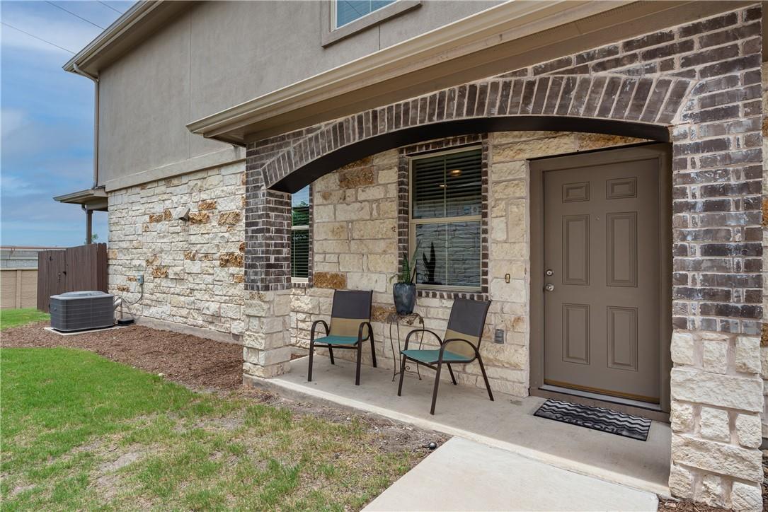 2880 Donnell Dr #3701 Property Photo 2