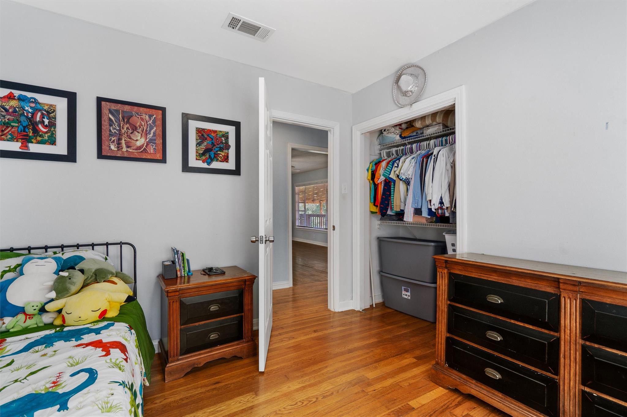 15001 Dexler Dr Property Photo 28