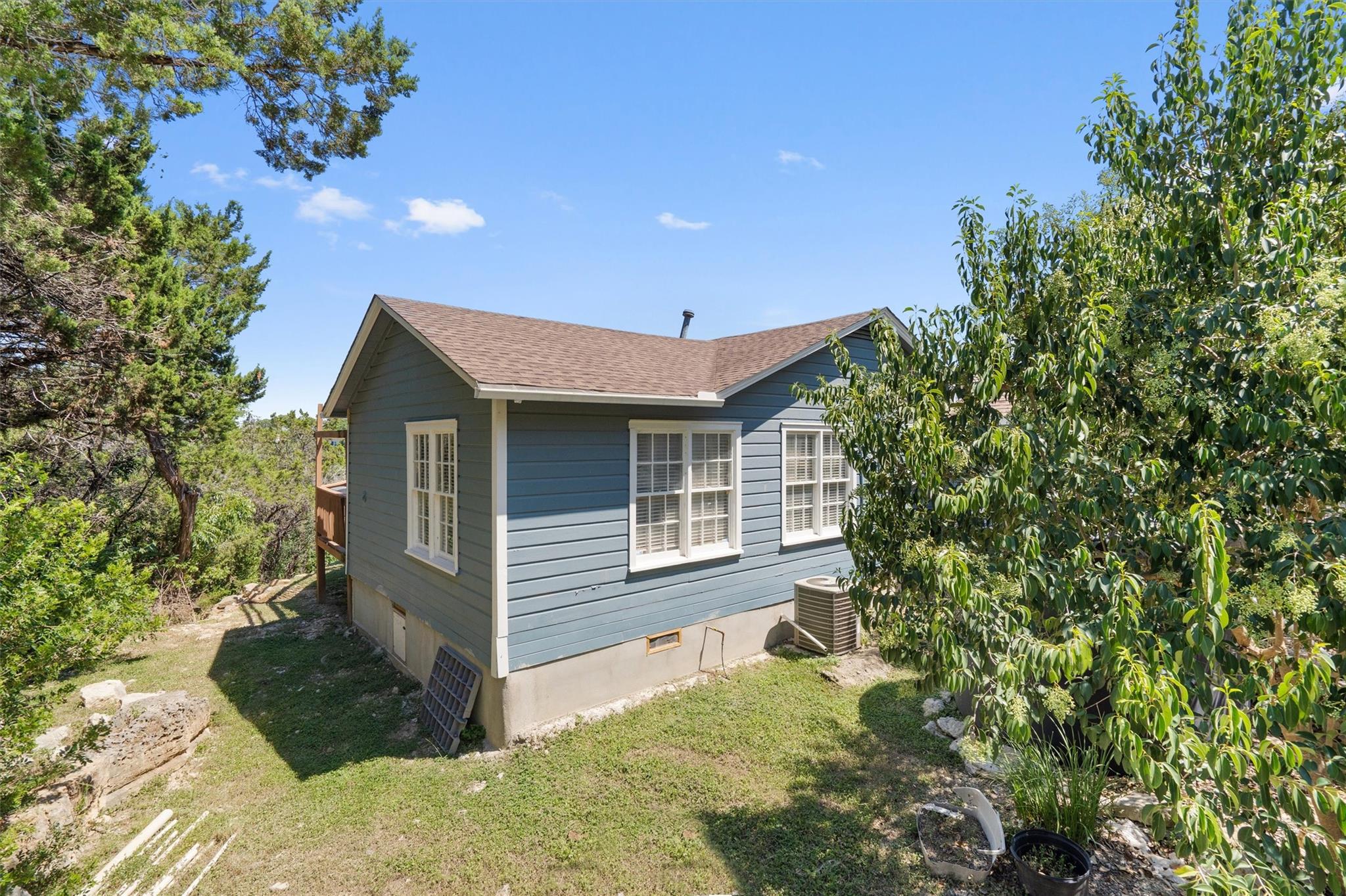 15001 Dexler Dr Property Photo 35