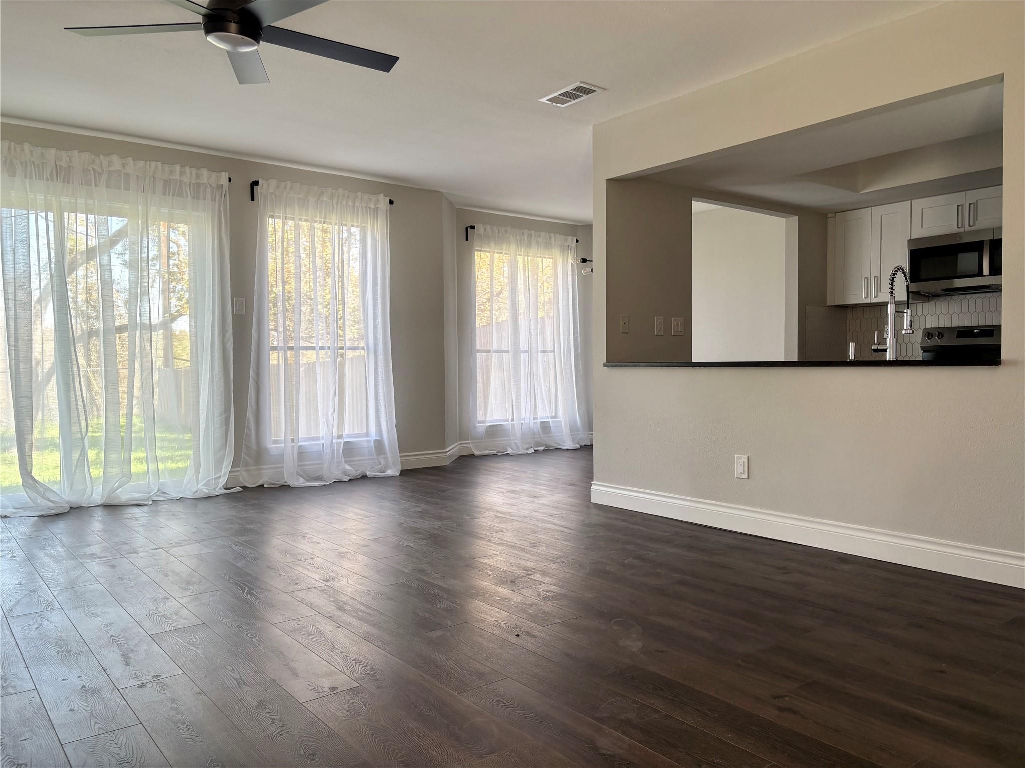 13335 Water Oak Ln #b Property Photo 3