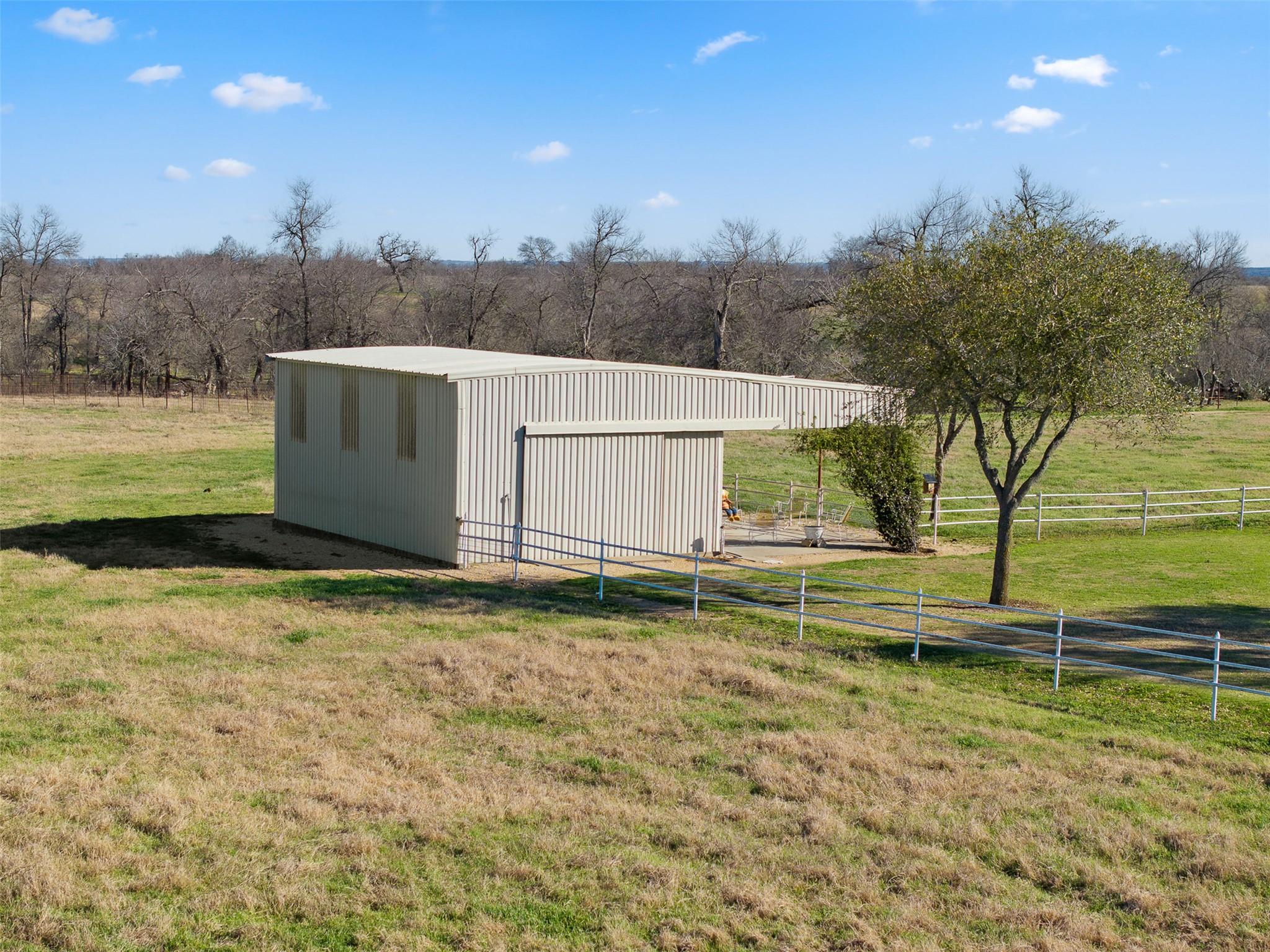 18222 N Fm 486 Property Photo 6