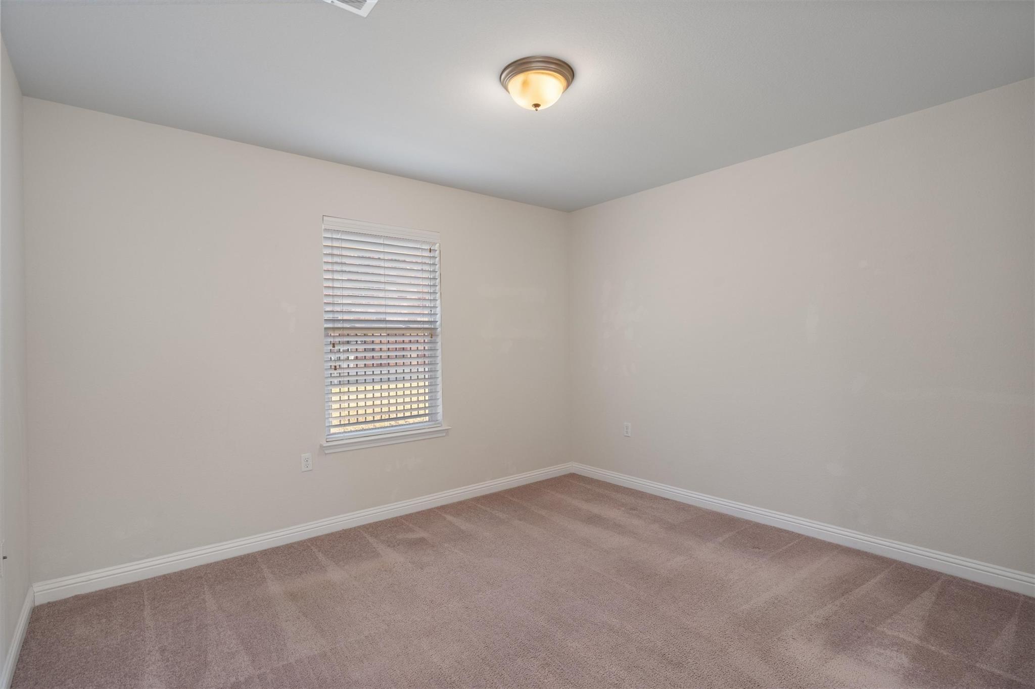 307 Kickapoo Creek Ln Property Photo 20