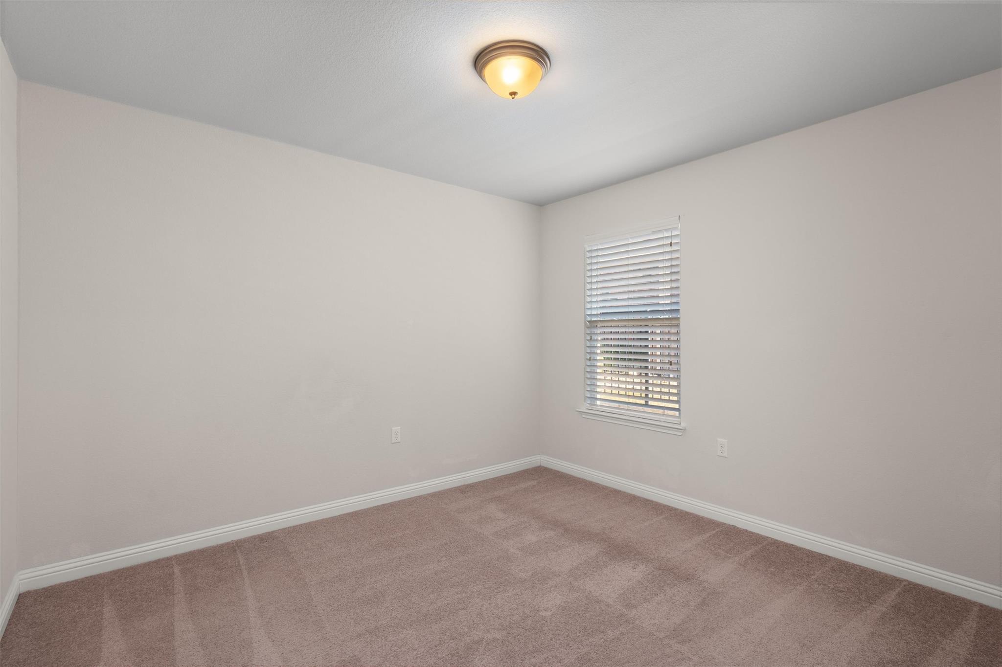 307 Kickapoo Creek Ln Property Photo 23