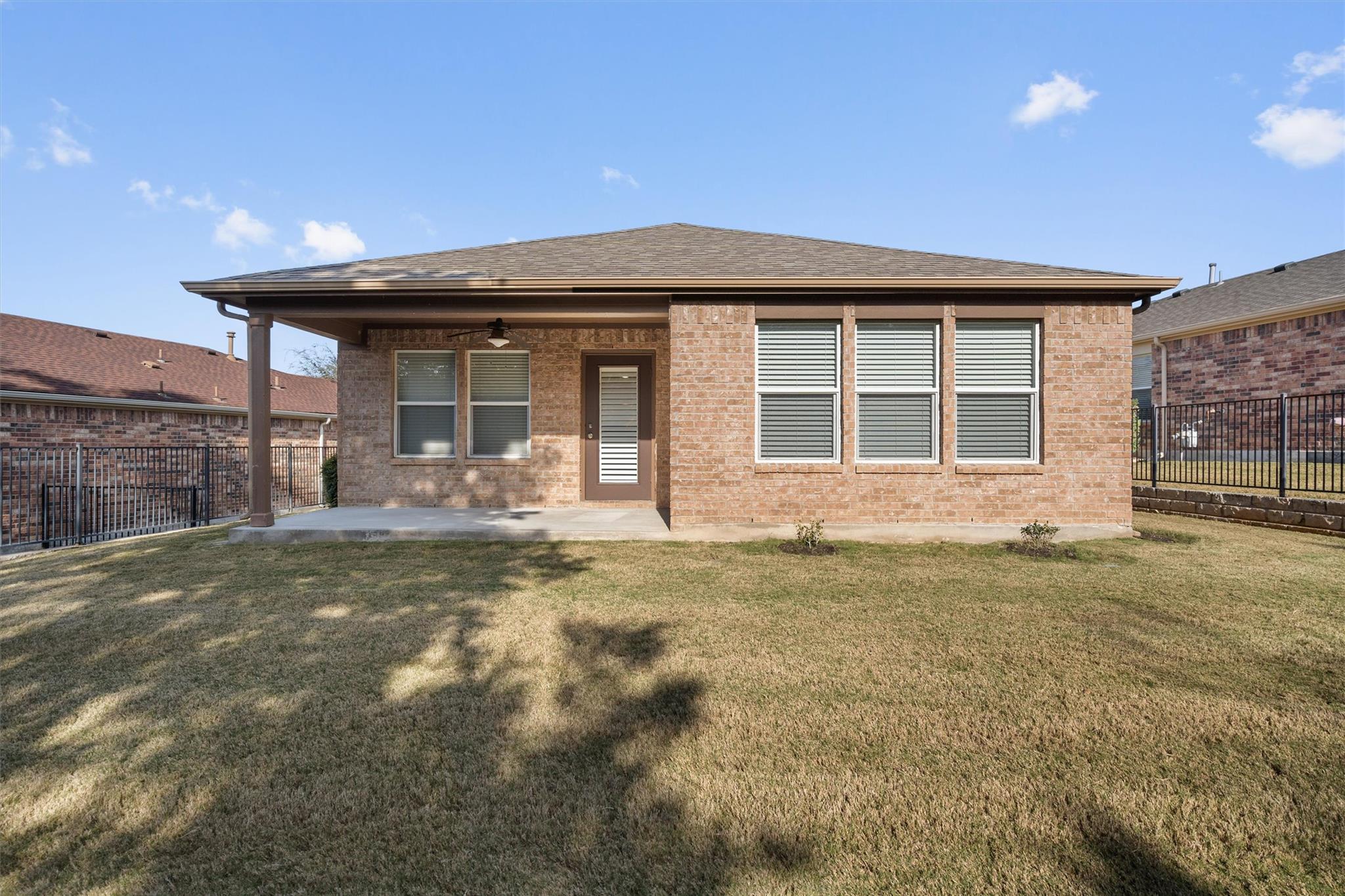 307 Kickapoo Creek Ln Property Photo 28