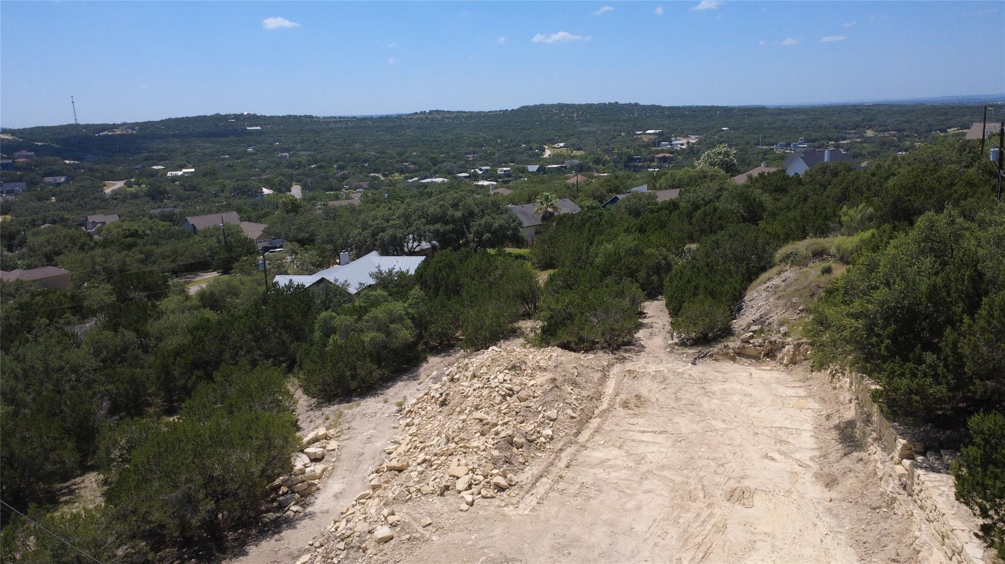 21900 Morar Dr Property Photo 10