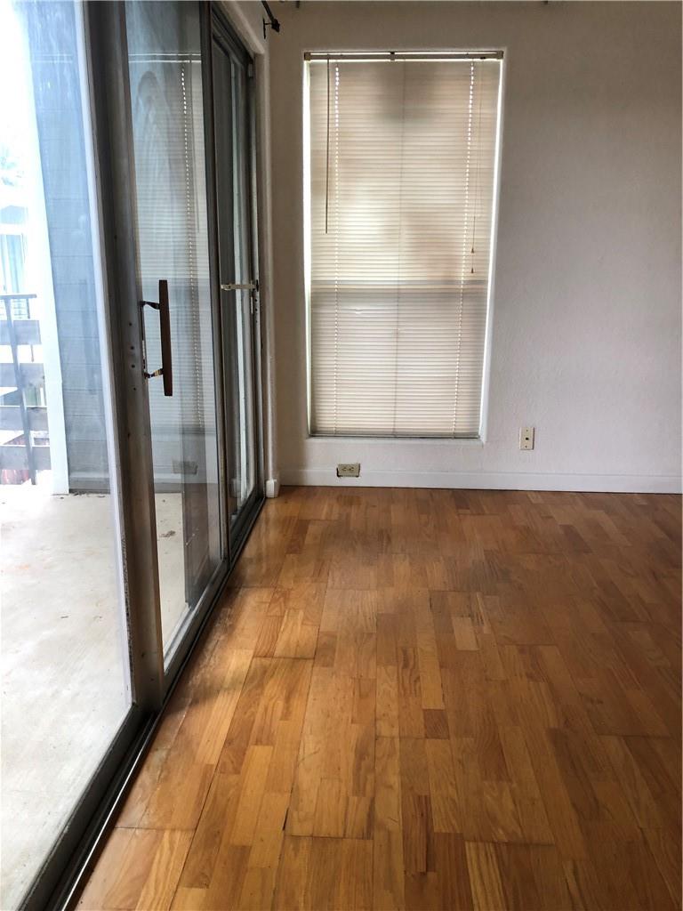 112 W 38th St #202 Property Photo 3