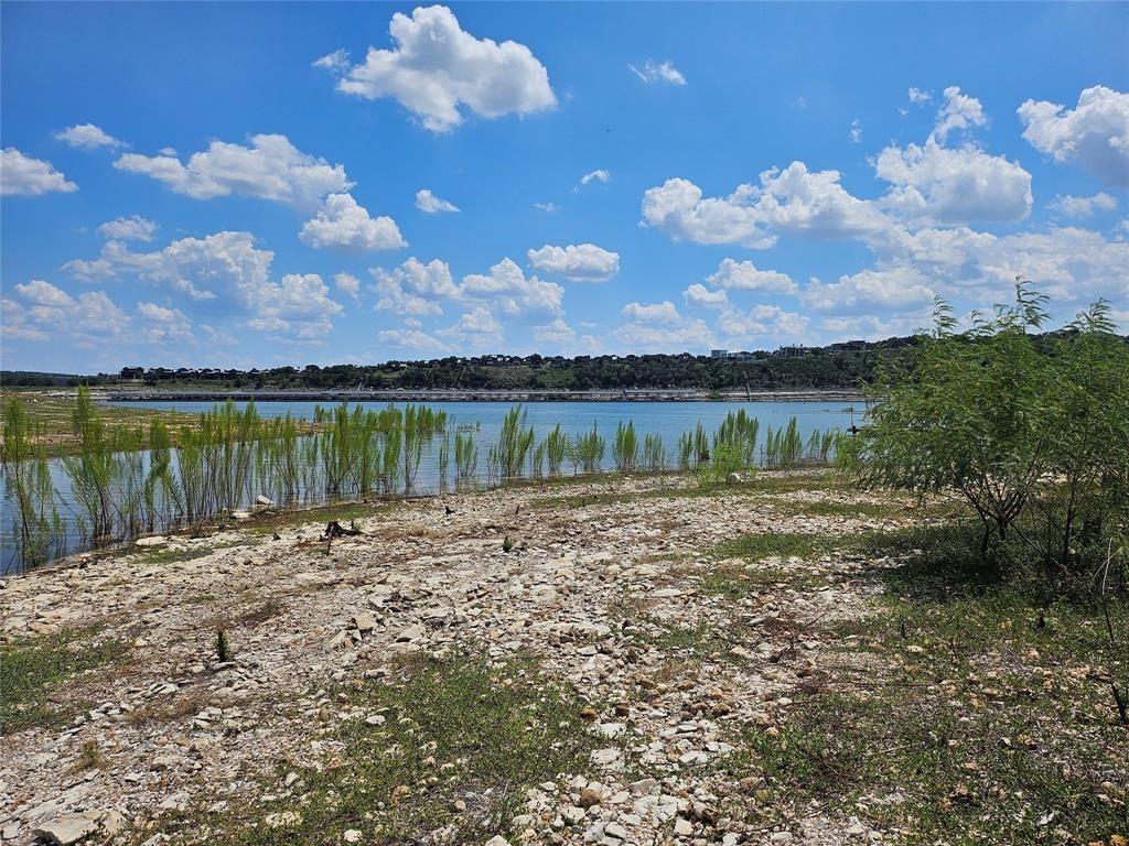2913 Constitution Sq Property Photo 4