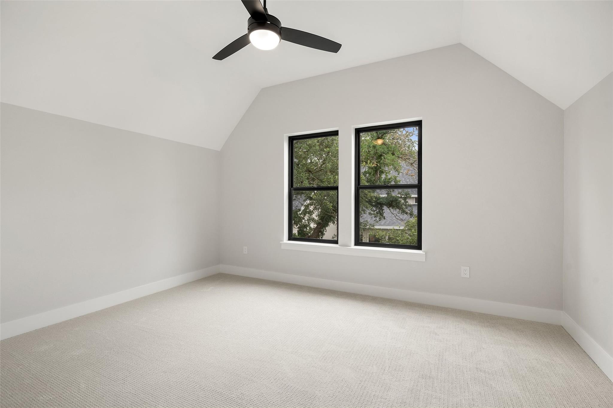 454 Heidi Cir Property Photo 20