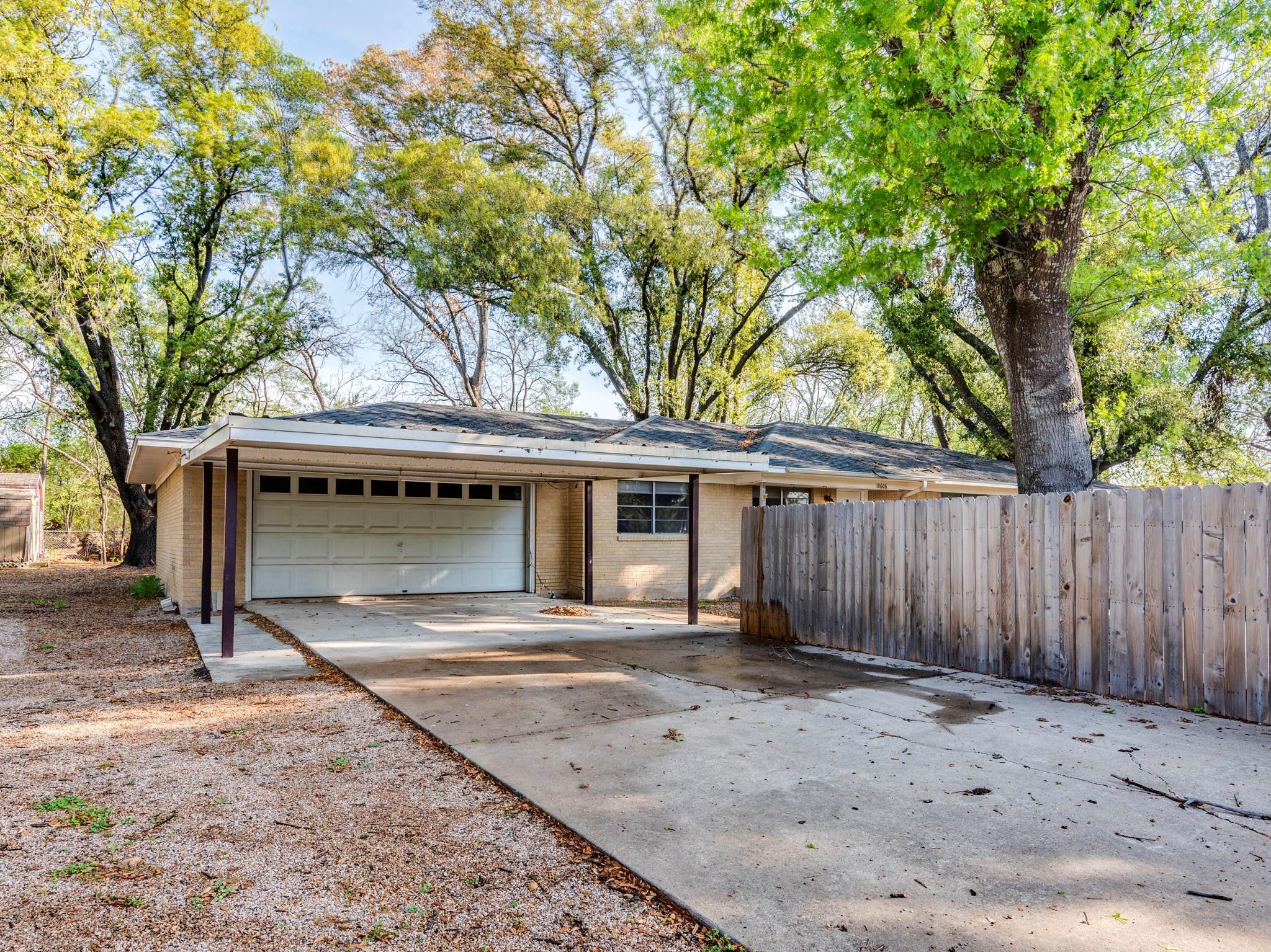 10606 Macmora Rd Property Photo 3