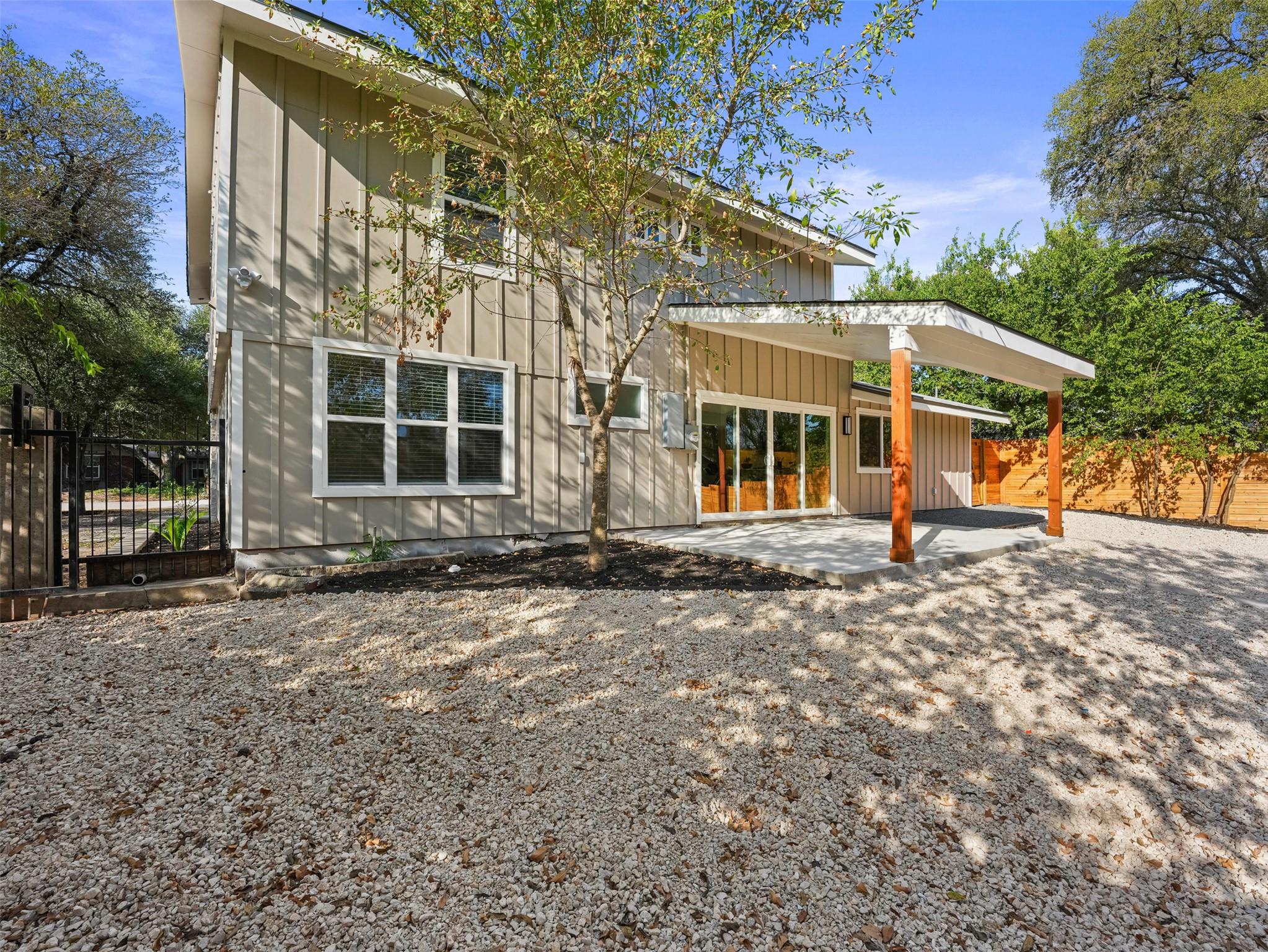 3008 Cedarlawn Cir Property Photo 36