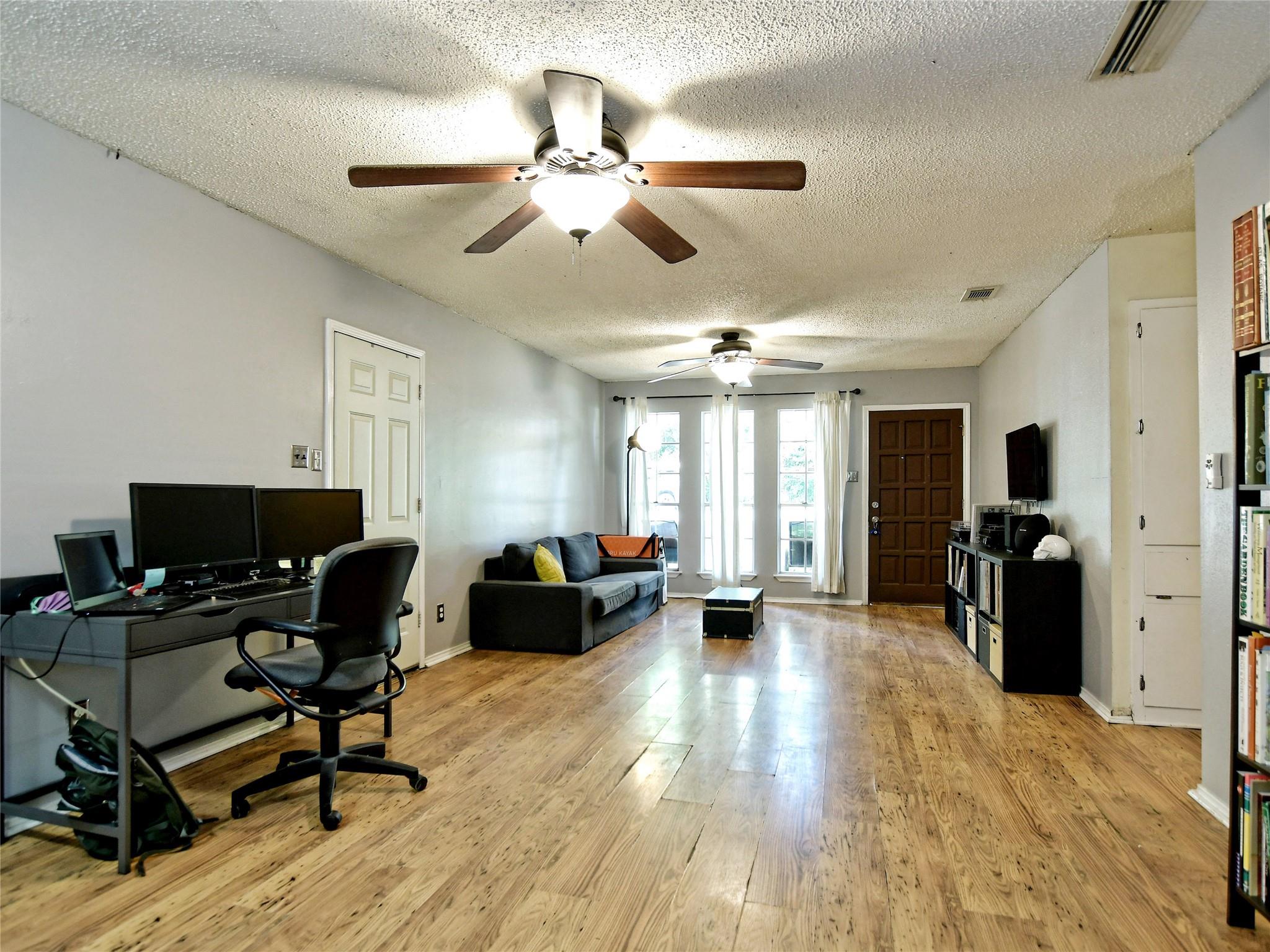 4911 Aberdeen Cir Property Photo 7