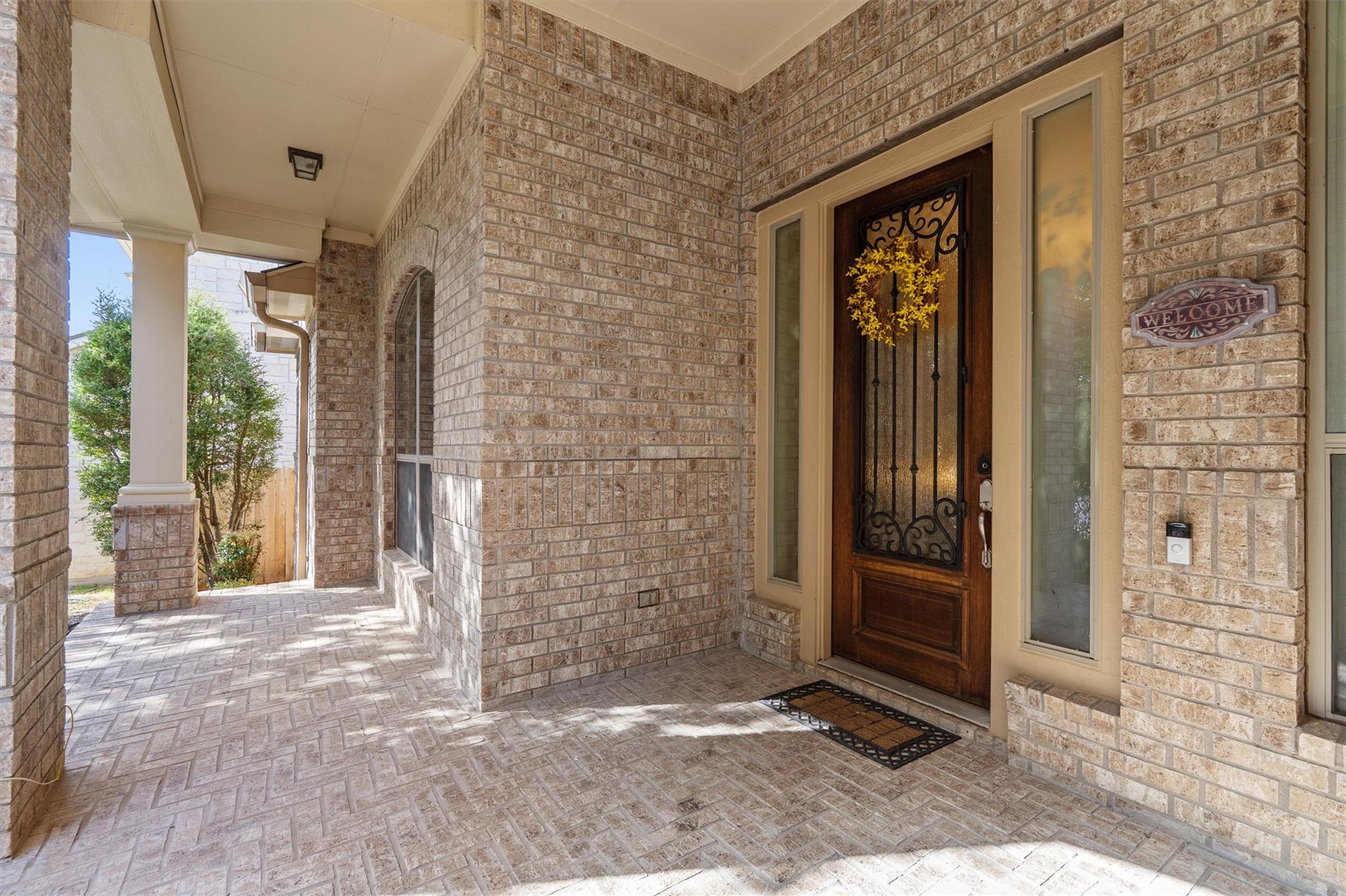 10113 Loxley Ln Property Photo 2