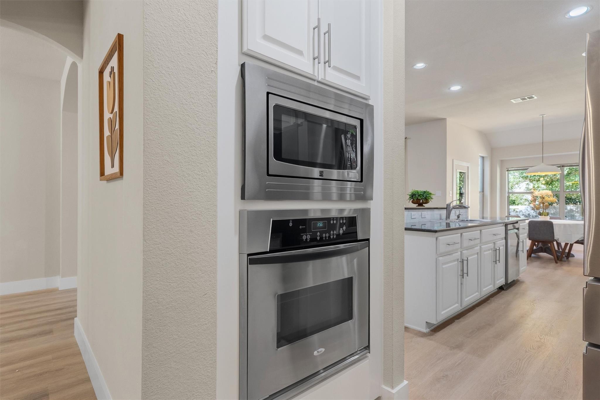 10113 Loxley Ln Property Photo 12