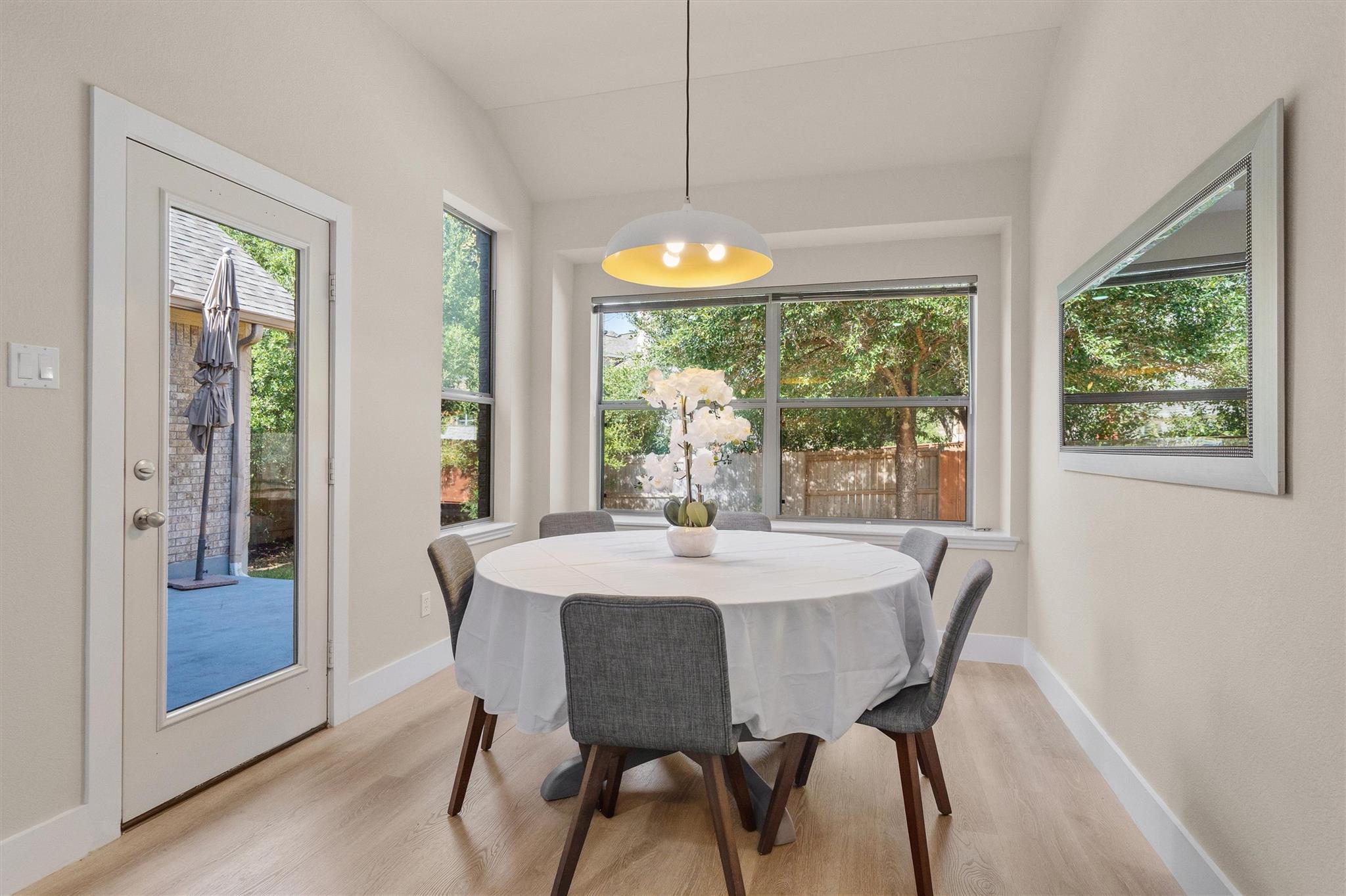 10113 Loxley Ln Property Photo 13