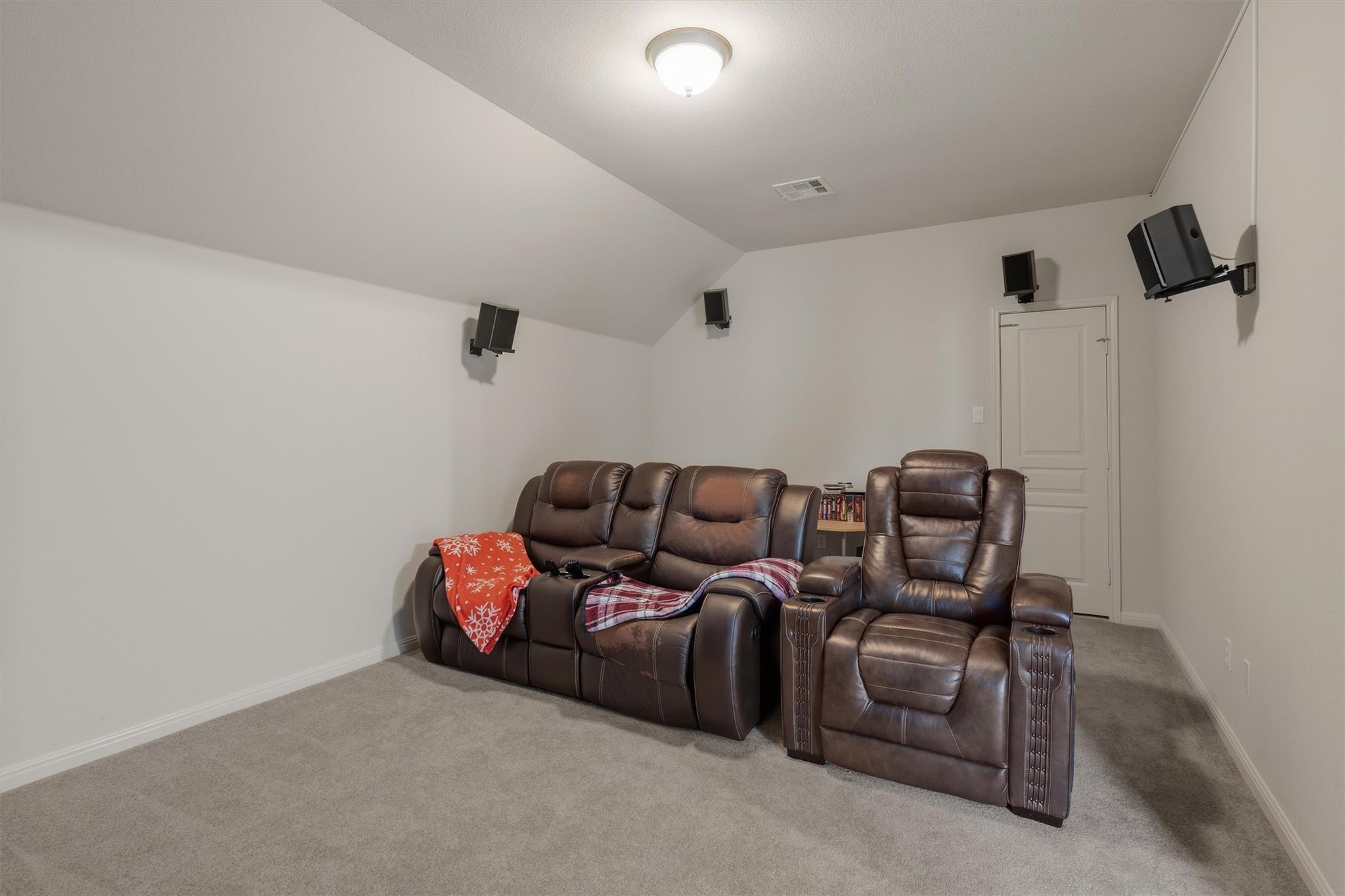 10113 Loxley Ln Property Photo 30
