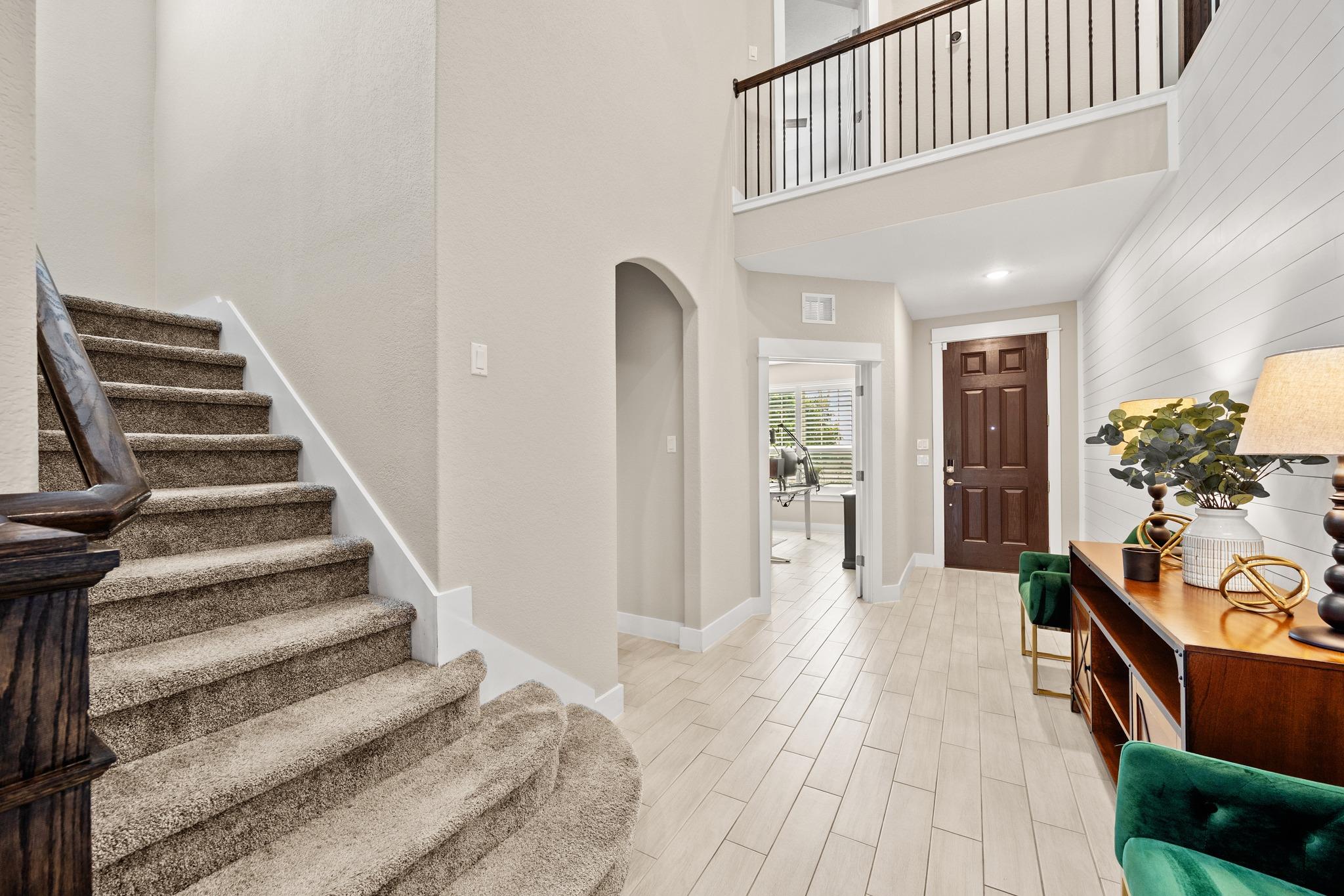 17600 Chino Ln Property Photo 4