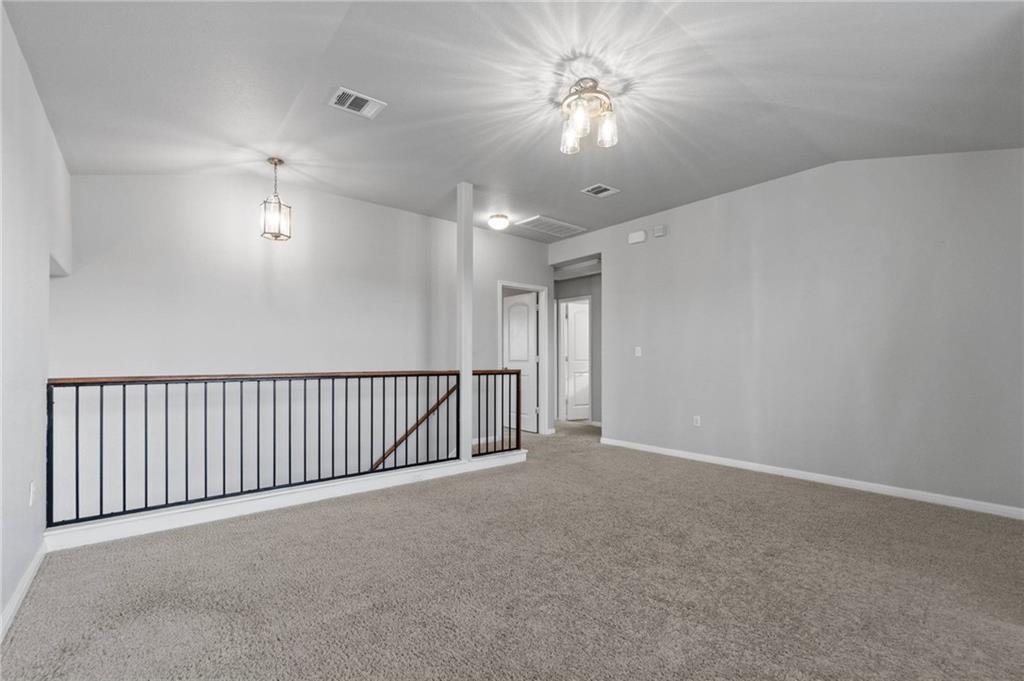 170 Kingfisher Ln Property Photo 12