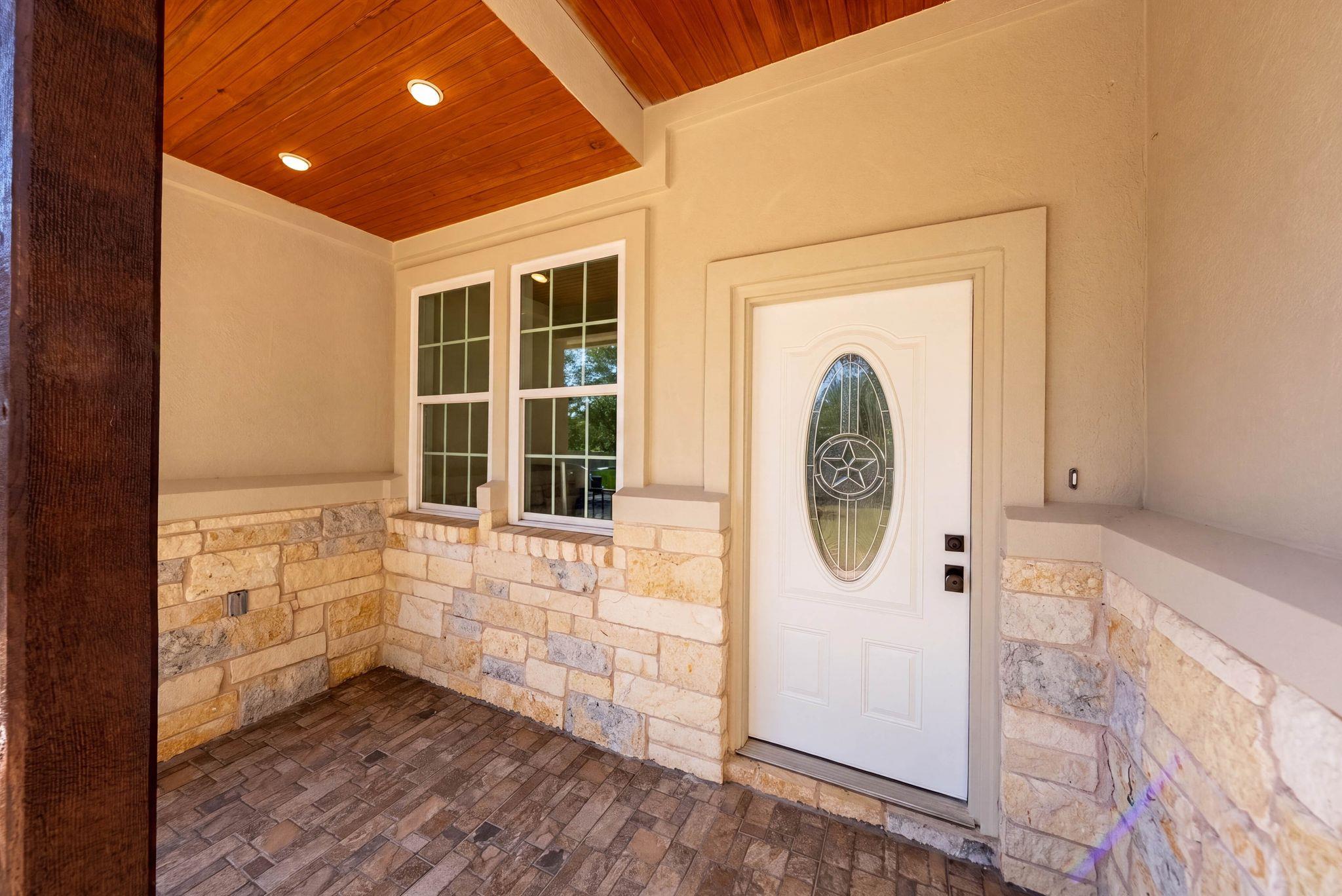 263 Indian Oak Dr Property Photo 6