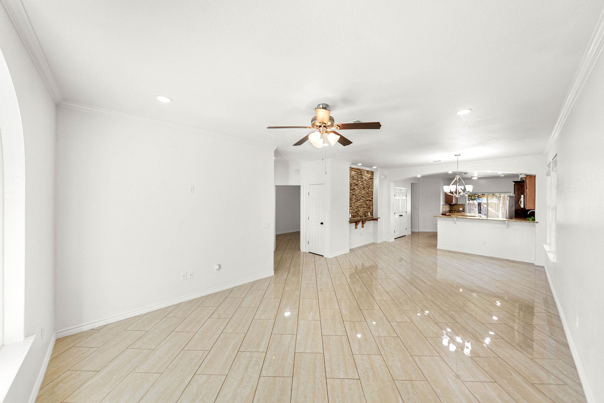 263 Indian Oak Dr Property Photo 9