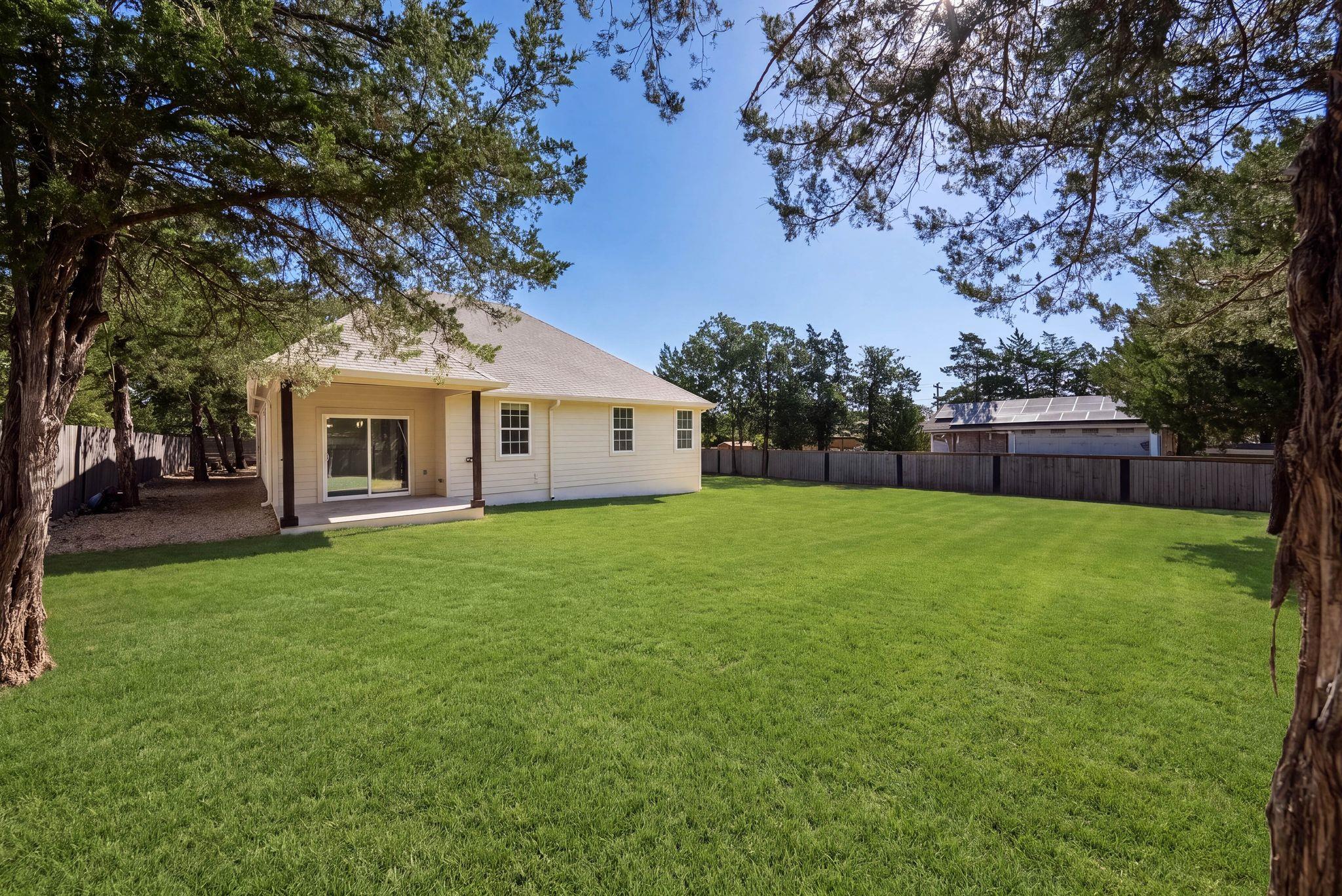 263 Indian Oak Dr Property Photo 31