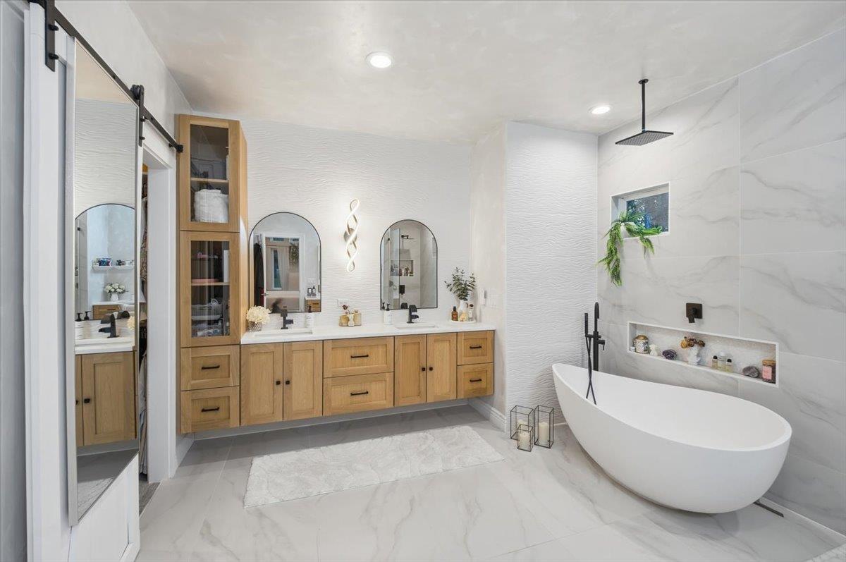 7138568 Property Photo 15