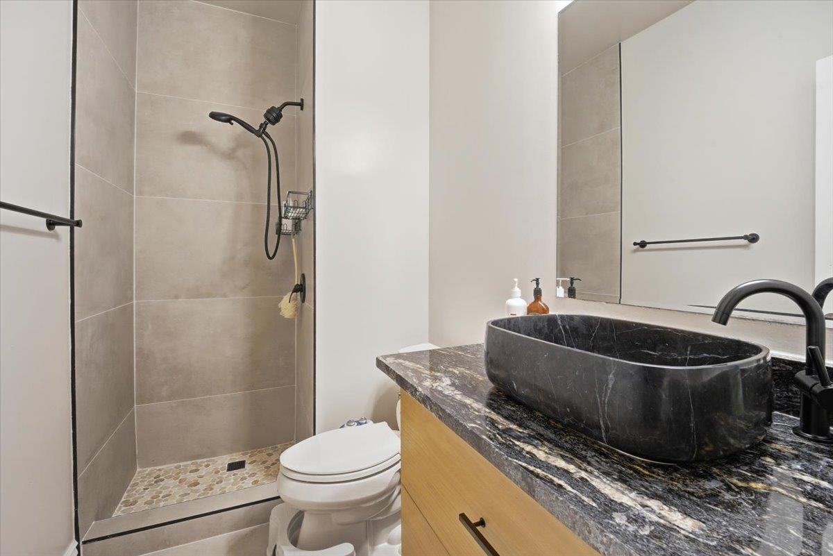 7138568 Property Photo 27