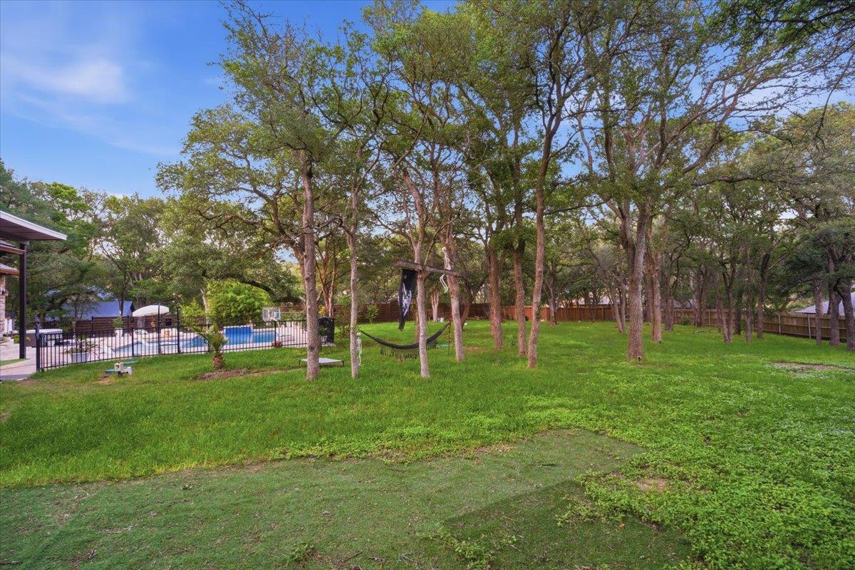 7138568 Property Photo 37