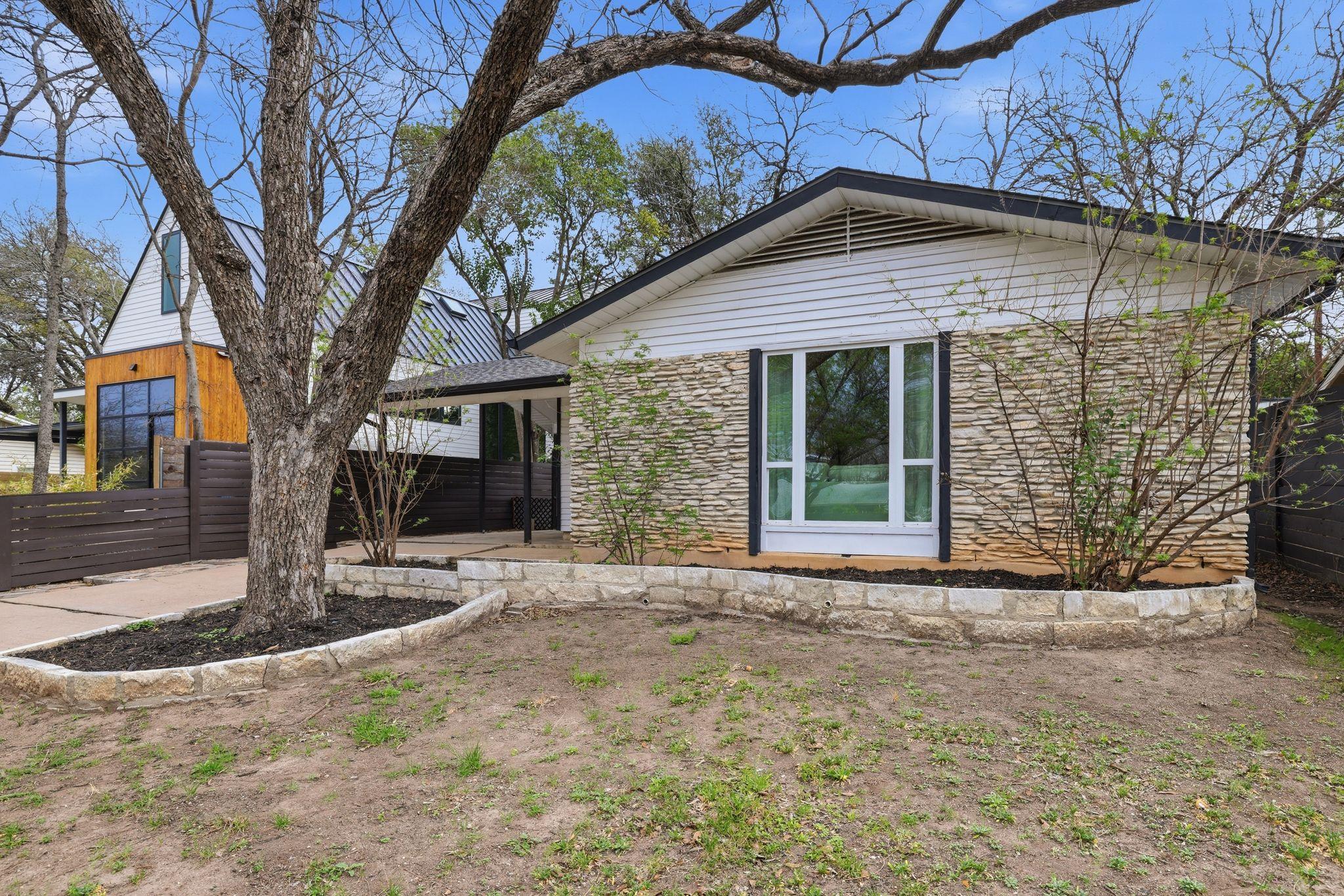 2905 Brinwood Ave Property Photo 3