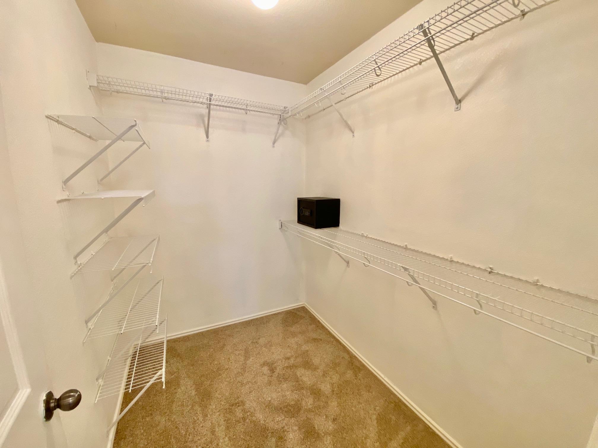 1000 Berry Bend Path Property Photo 9