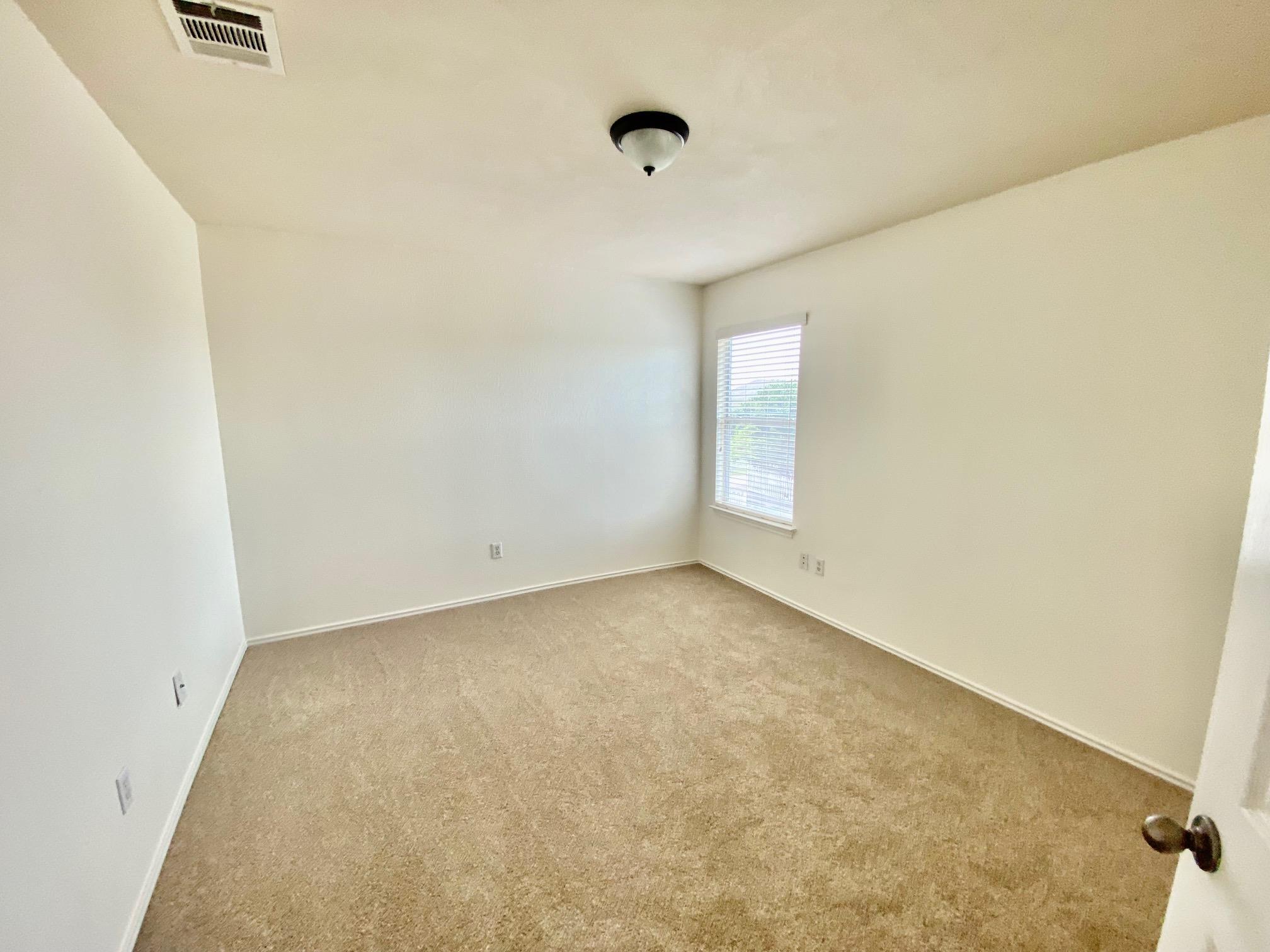 1000 Berry Bend Path Property Photo 11