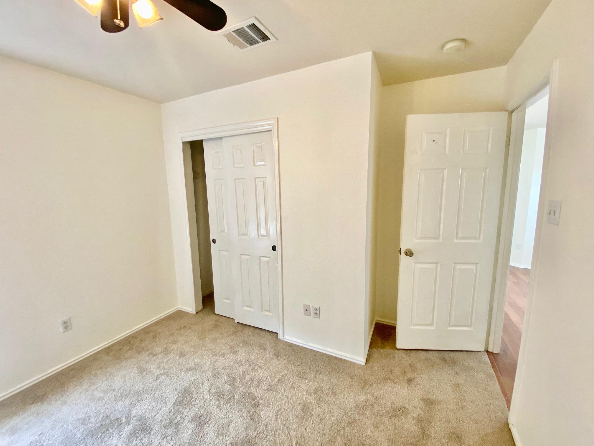 1000 Berry Bend Path Property Photo 13