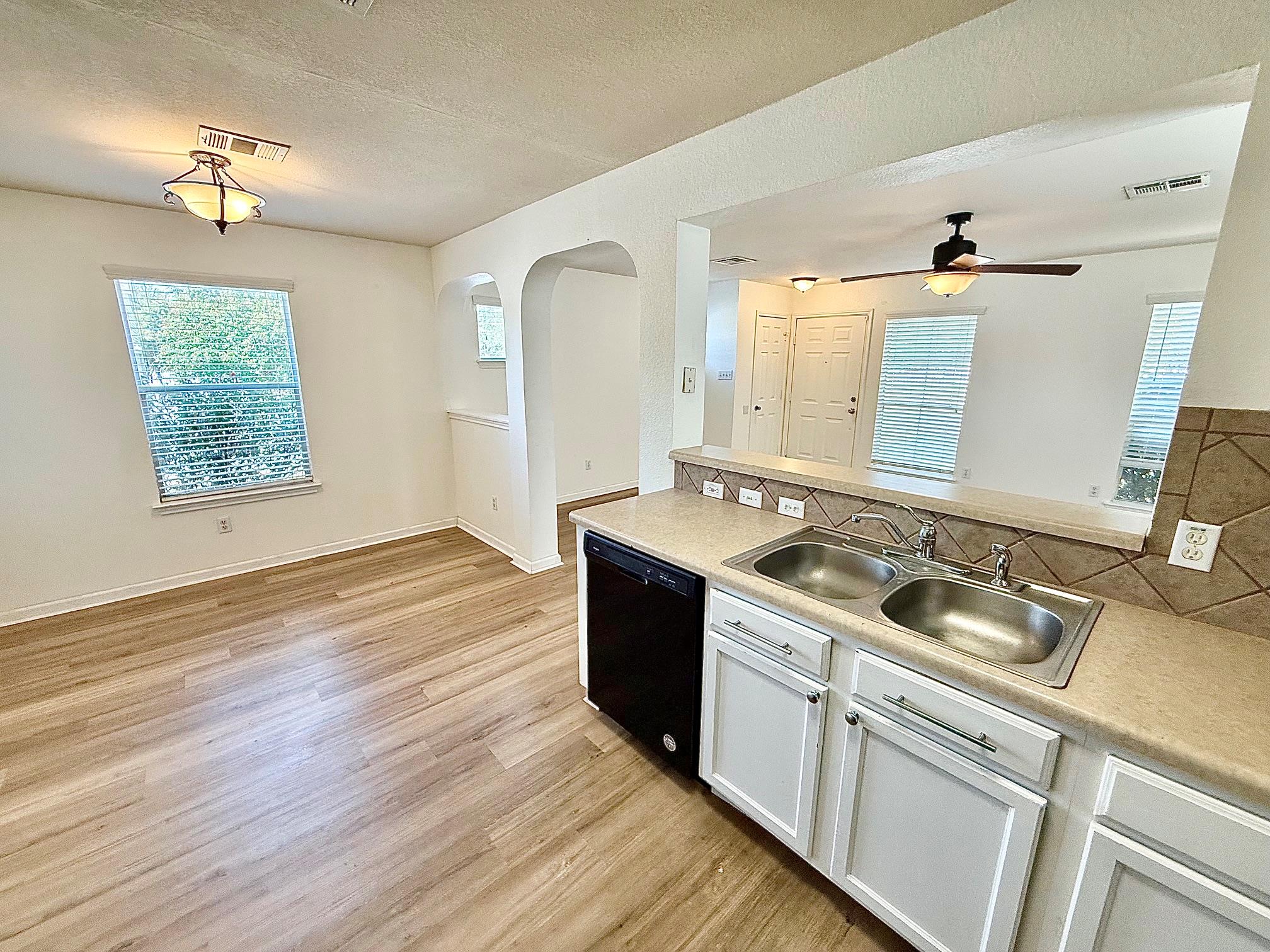 1000 Berry Bend Path Property Photo 14