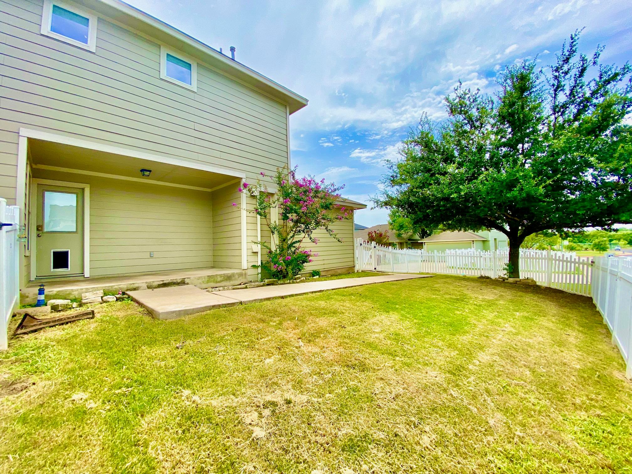 1000 Berry Bend Path Property Photo 18