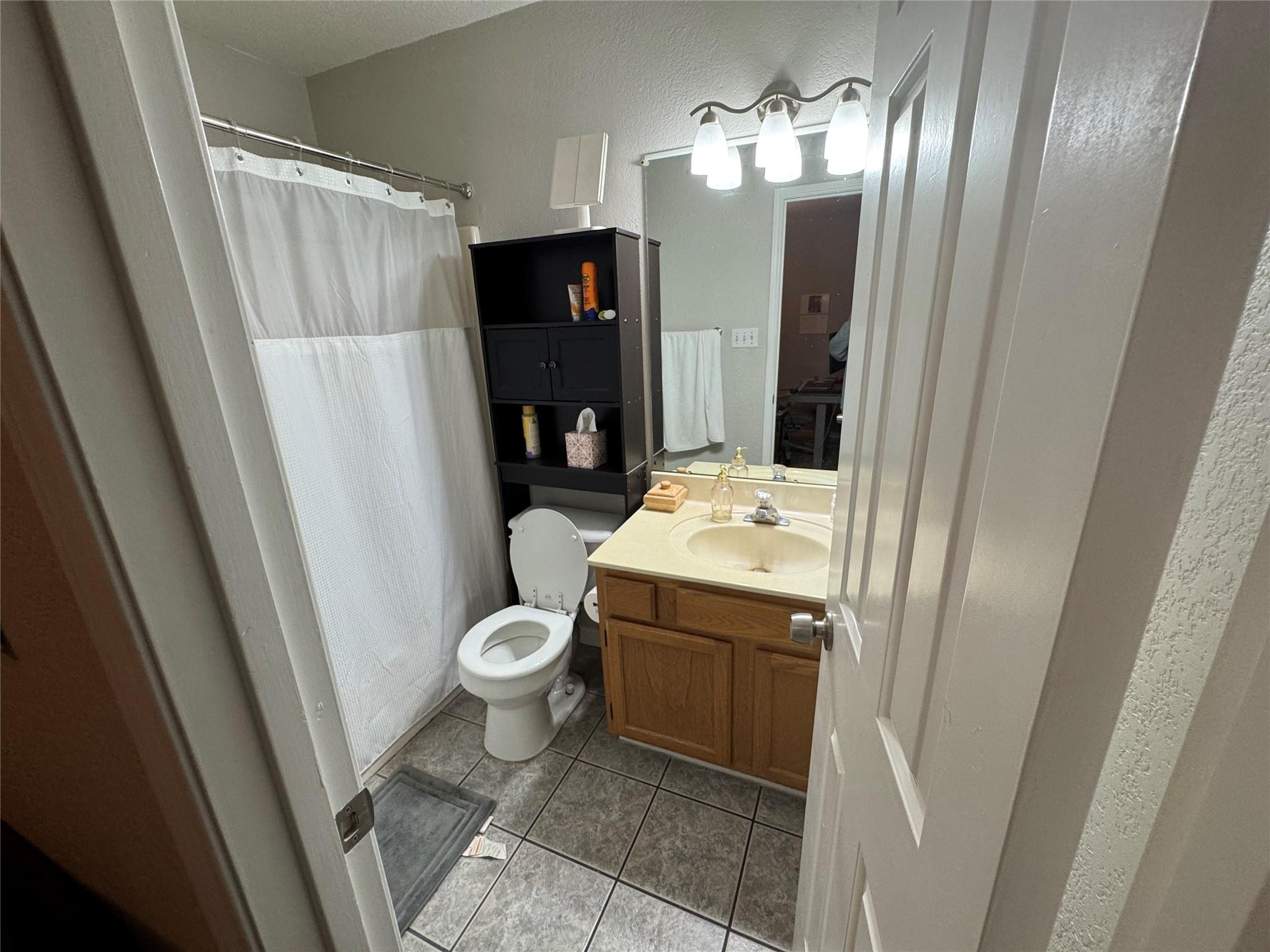2506 Thornton Rd #b Property Photo 10
