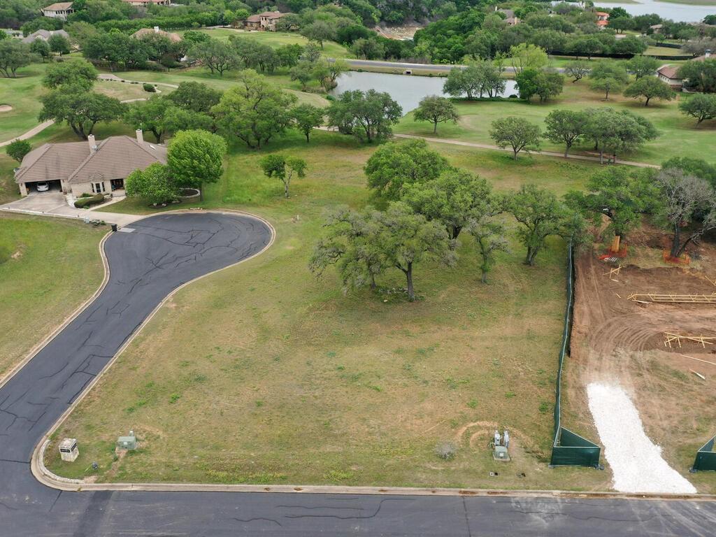 2101 Chipshot Ct Property Photo 3
