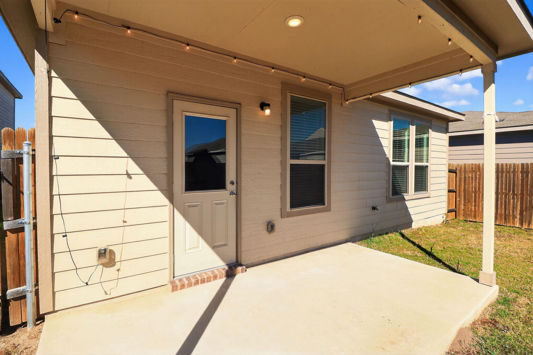 137 Miracle Dr Property Photo 21