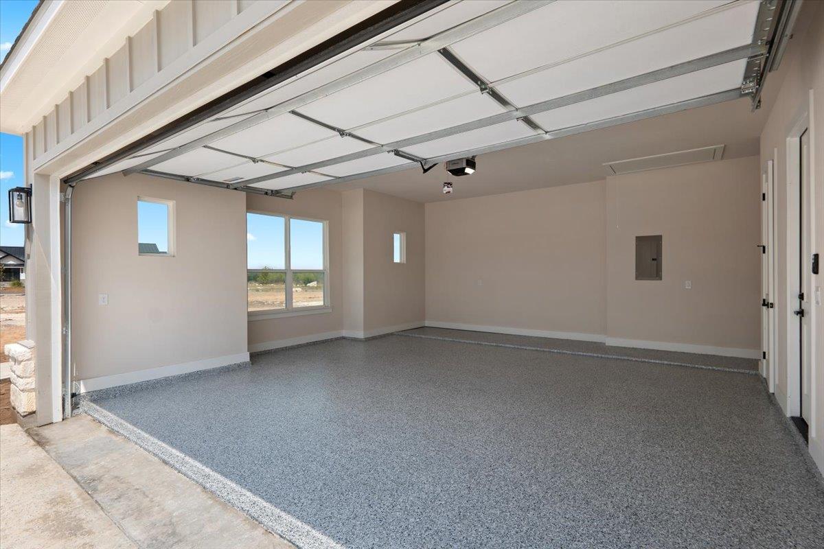2209 Whitewater Dr Property Photo 8