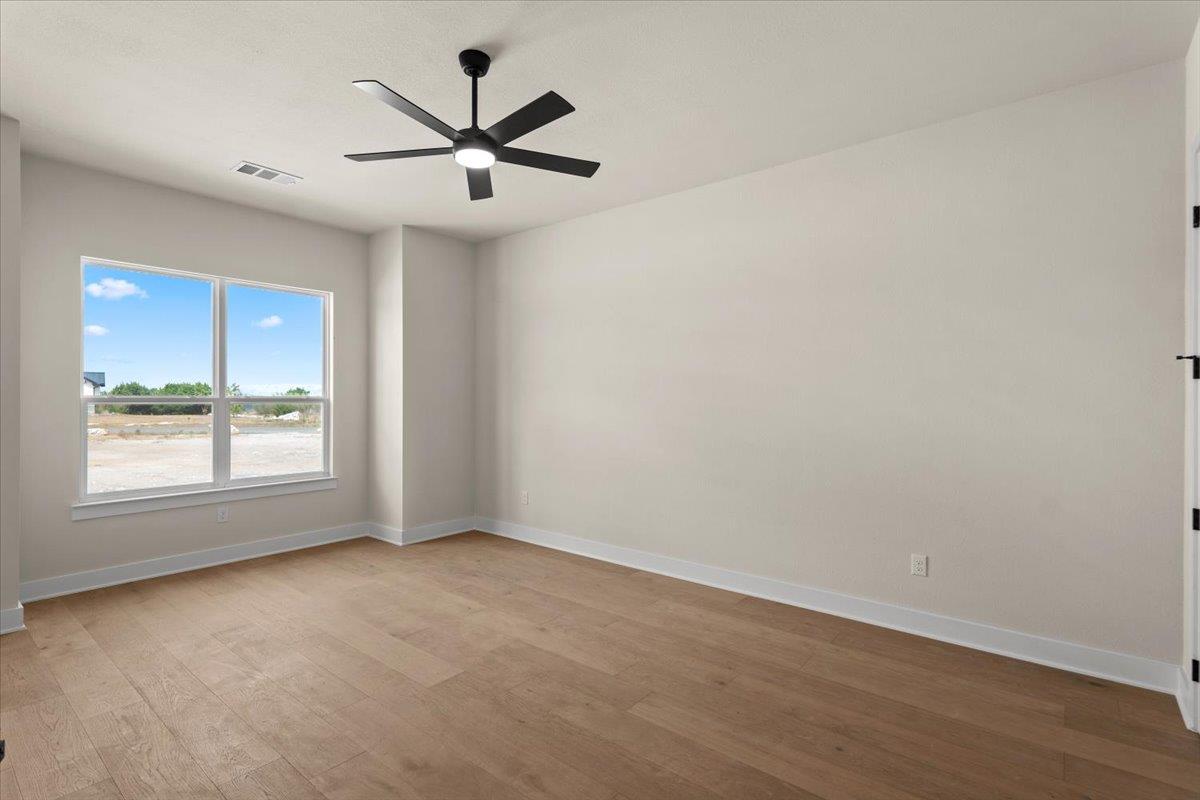 2209 Whitewater Dr Property Photo 25