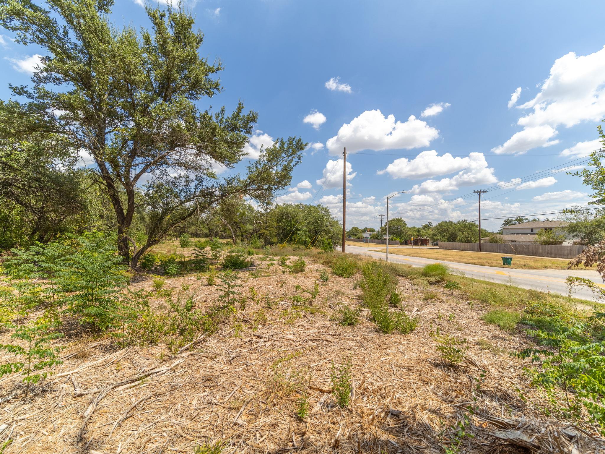 1017 Ashbaugh St Property Photo 6