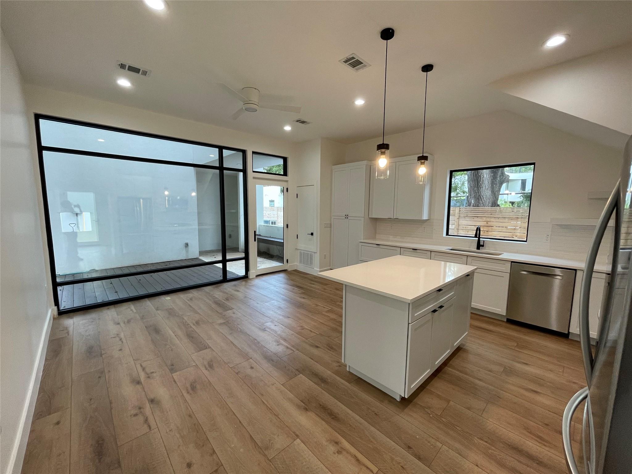 2601 Canterbury St B Property Photo