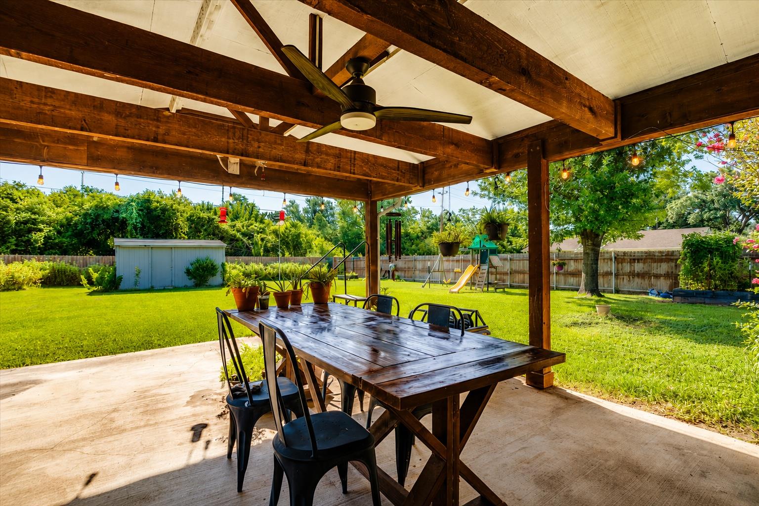 13311 Briar Hollow Dr Property Photo 25