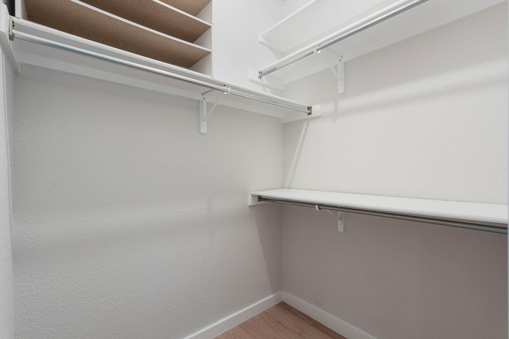 6304 Walebridge Ln Property Photo 26