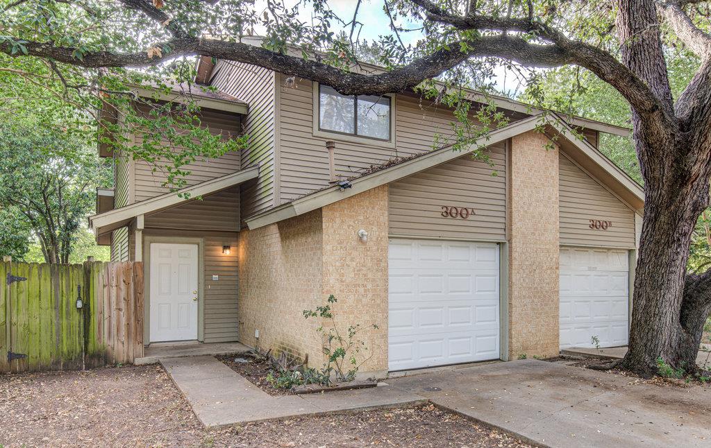300 Villa Oaks Cir #a Property Photo 1