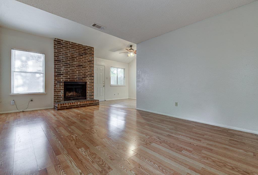 300 Villa Oaks Cir #a Property Photo 10