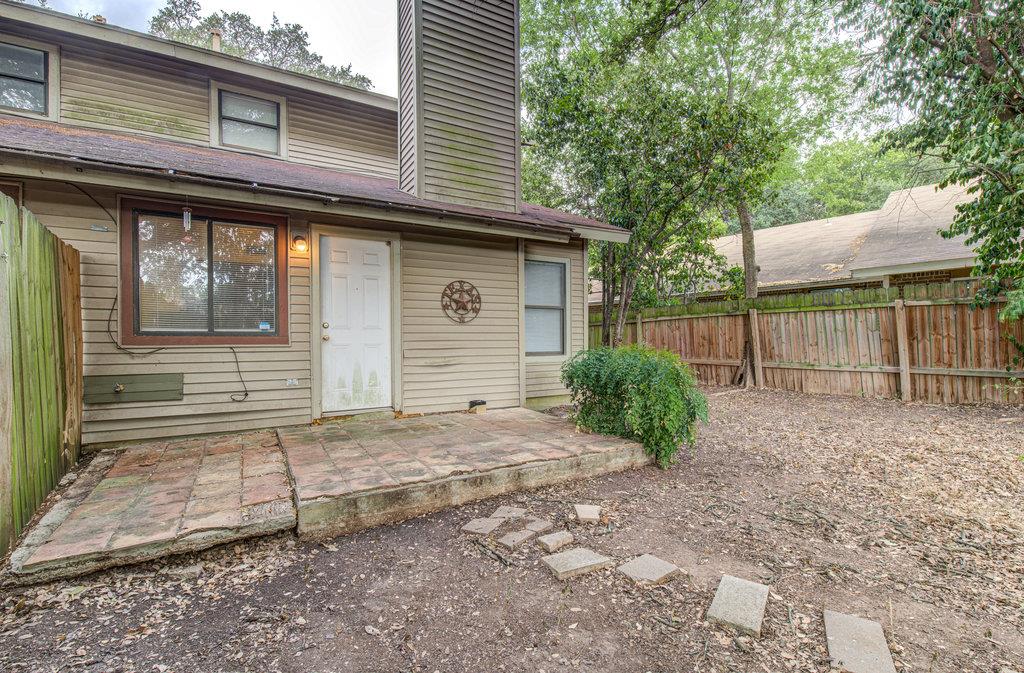 300 Villa Oaks Cir #a Property Photo 11