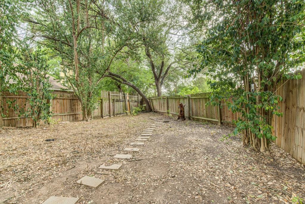 300 Villa Oaks Cir #a Property Photo 12