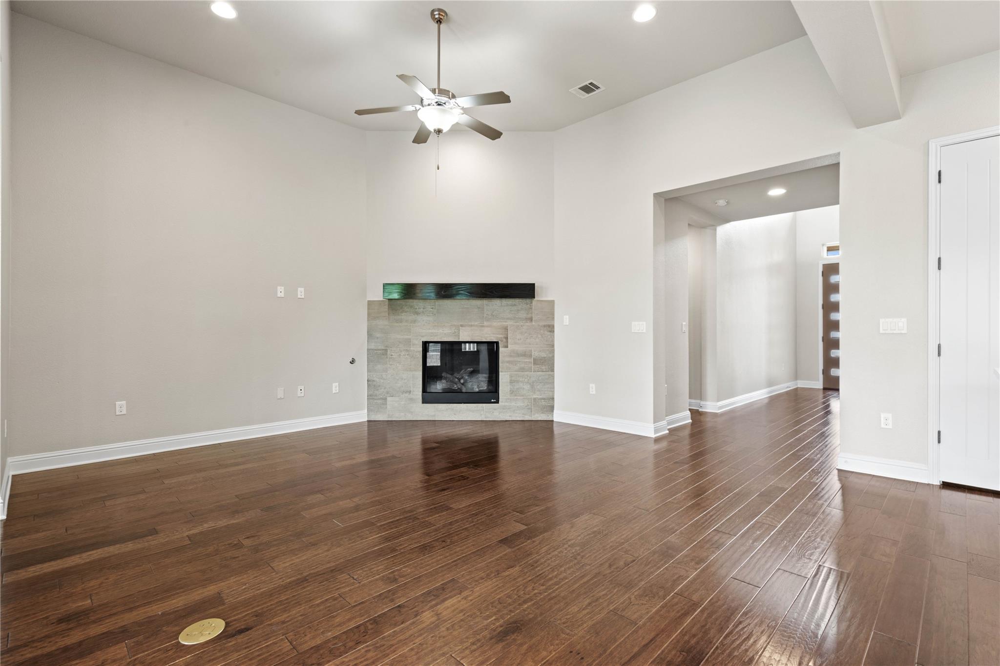 5009 Mandevilla Dr Property Photo 17