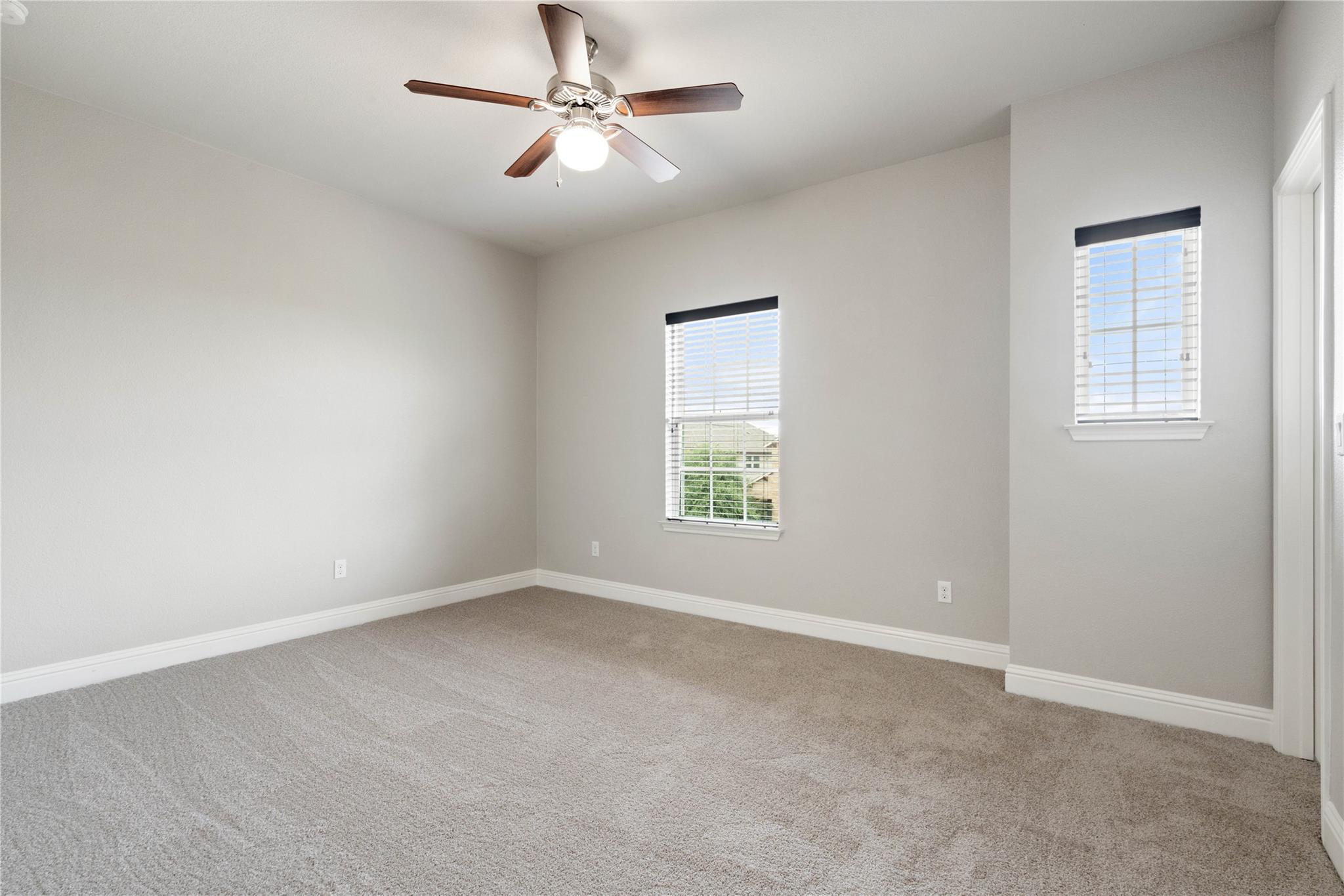 5009 Mandevilla Dr Property Photo 35